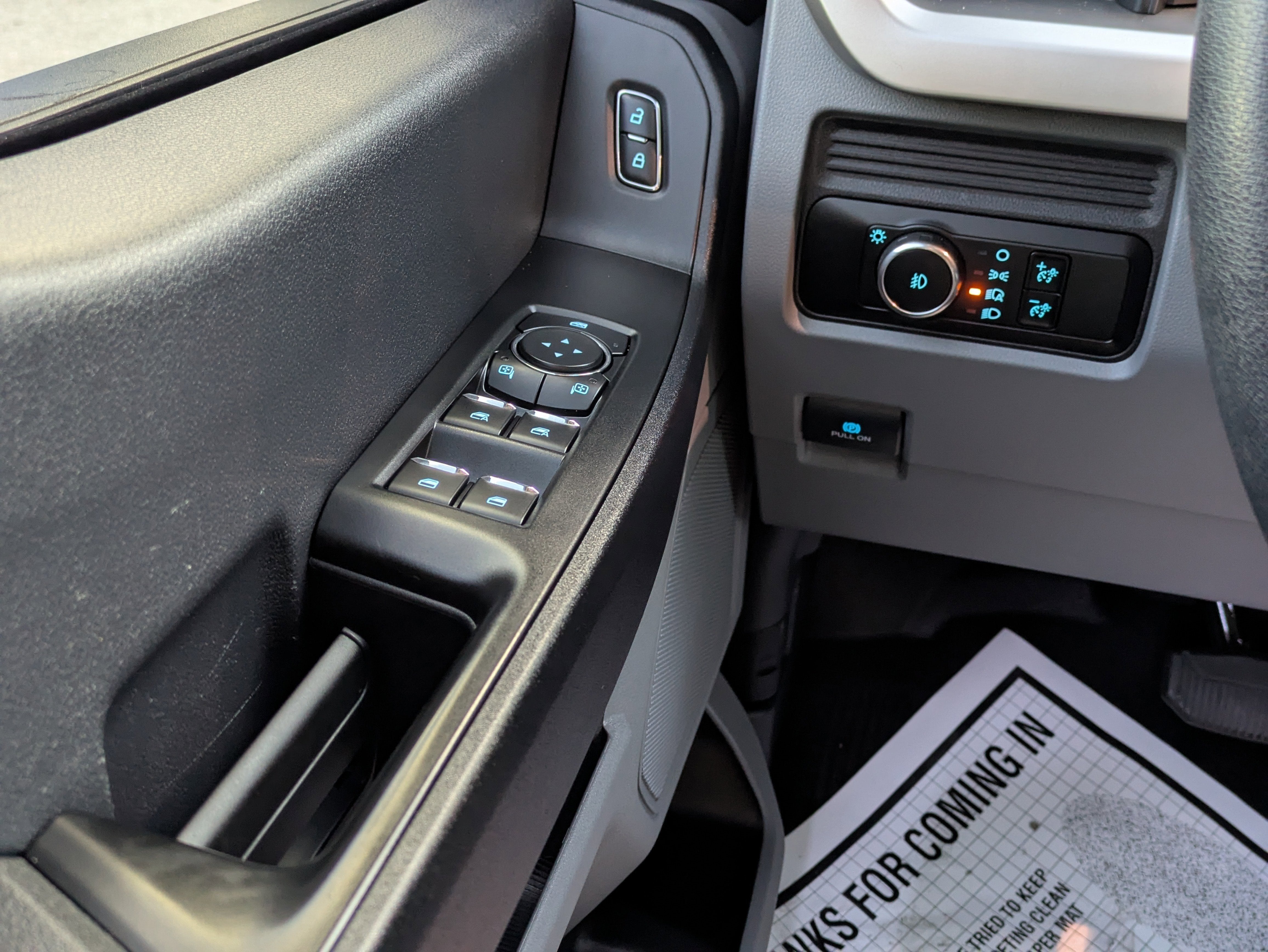 2025 Ford F-350 Chassis Cab XL