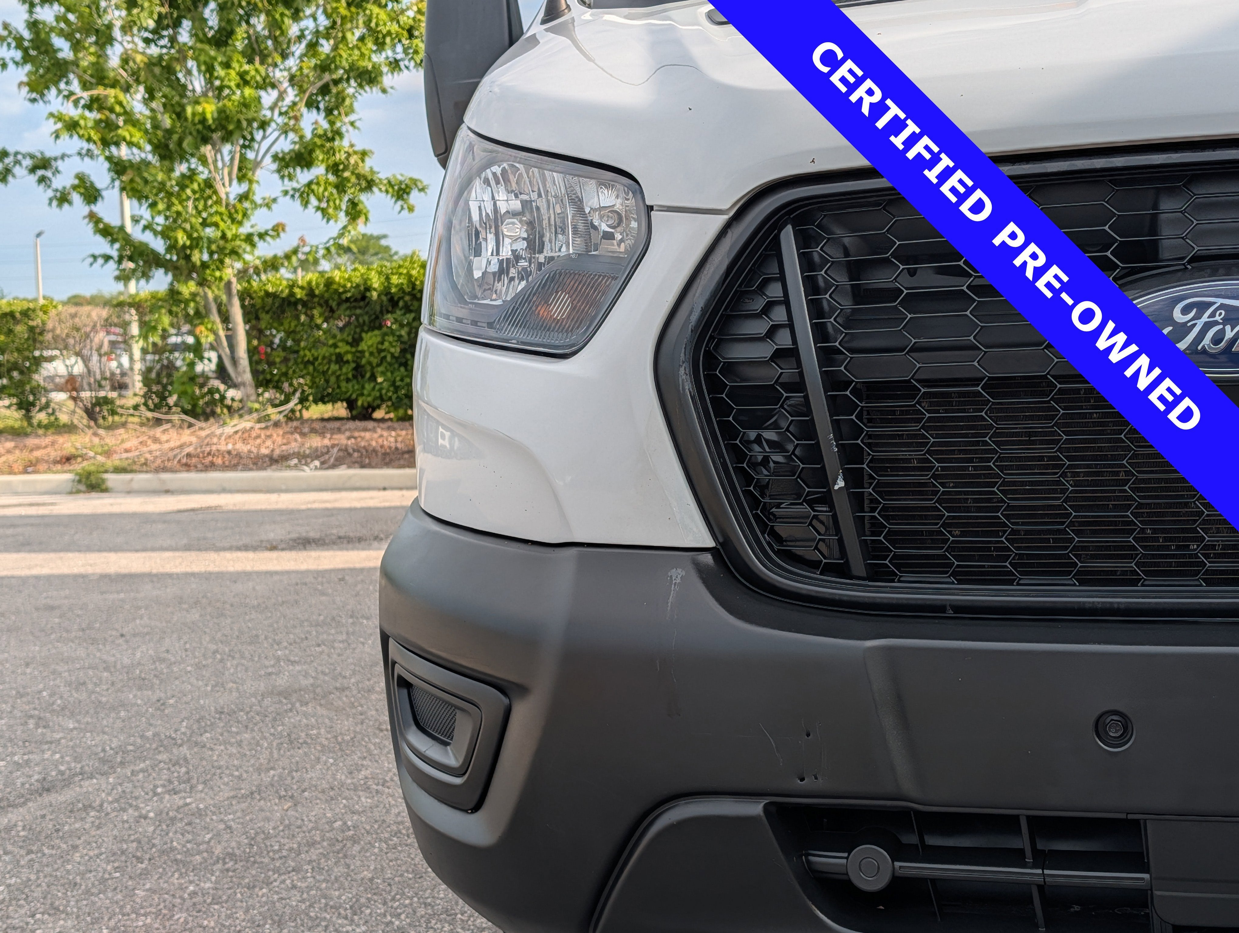 2022 Ford Transit-350 Cutaway BASE
