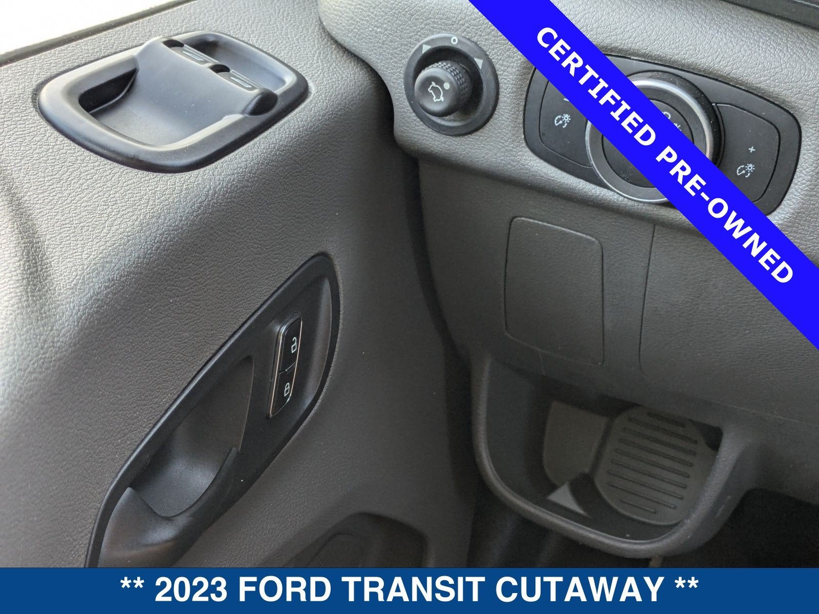 2023 Ford Transit-350 Cutaway BASE