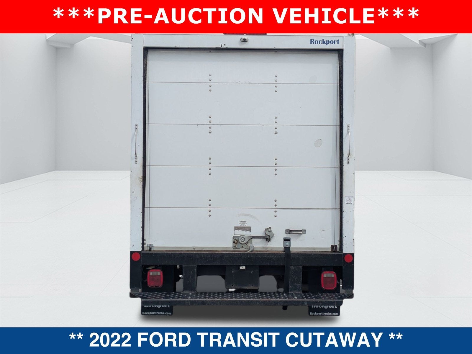 2022 Ford Transit-350 Cutaway BASE