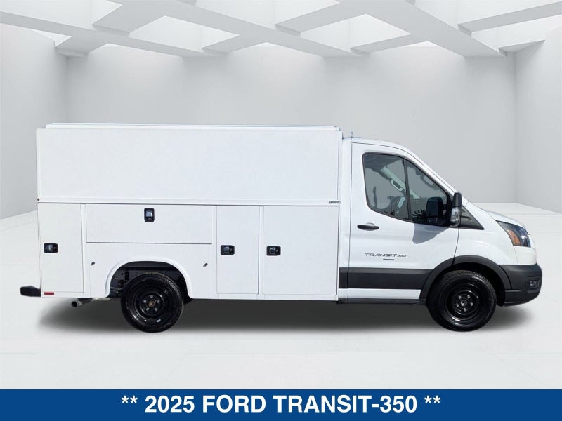 2025 Ford Transit 350 Cutaway