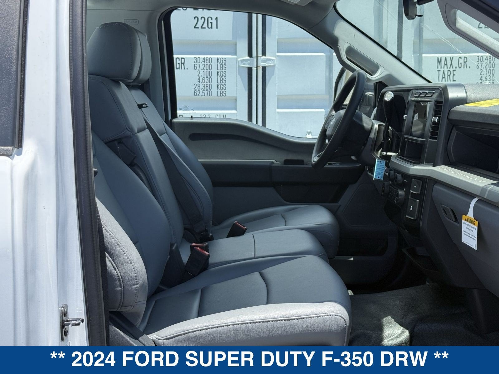 2024 Ford Super Duty F-350 DRW XL