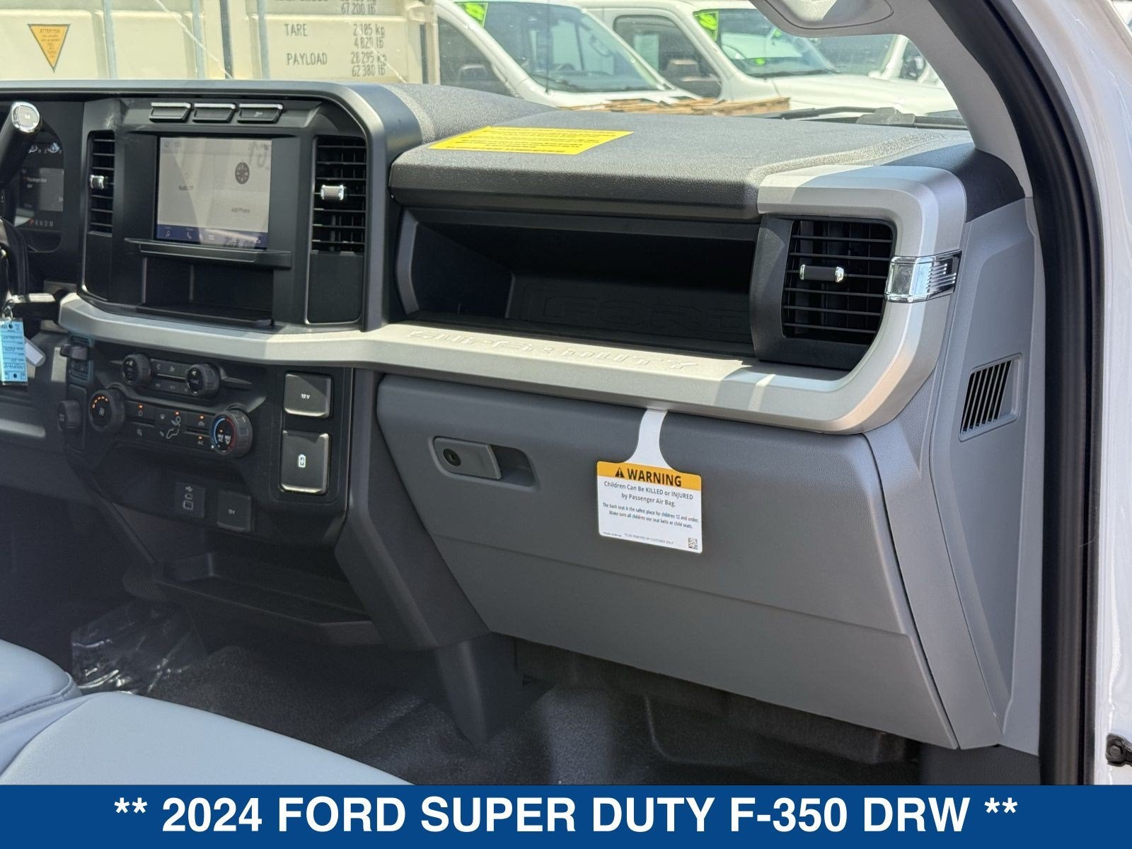 2024 Ford Super Duty F-350 DRW XL