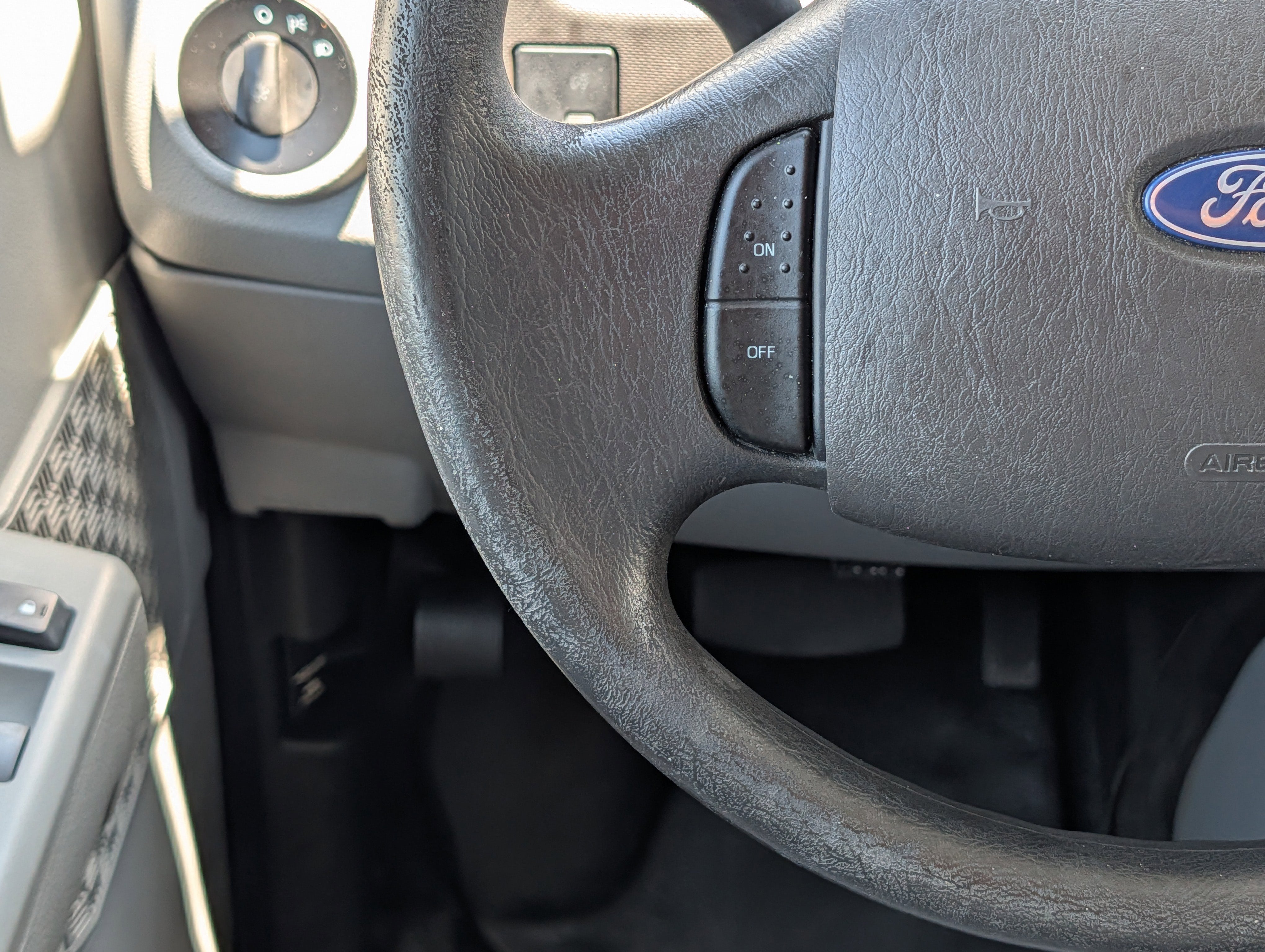 2017 Ford Econoline 350 Cutaway BASE