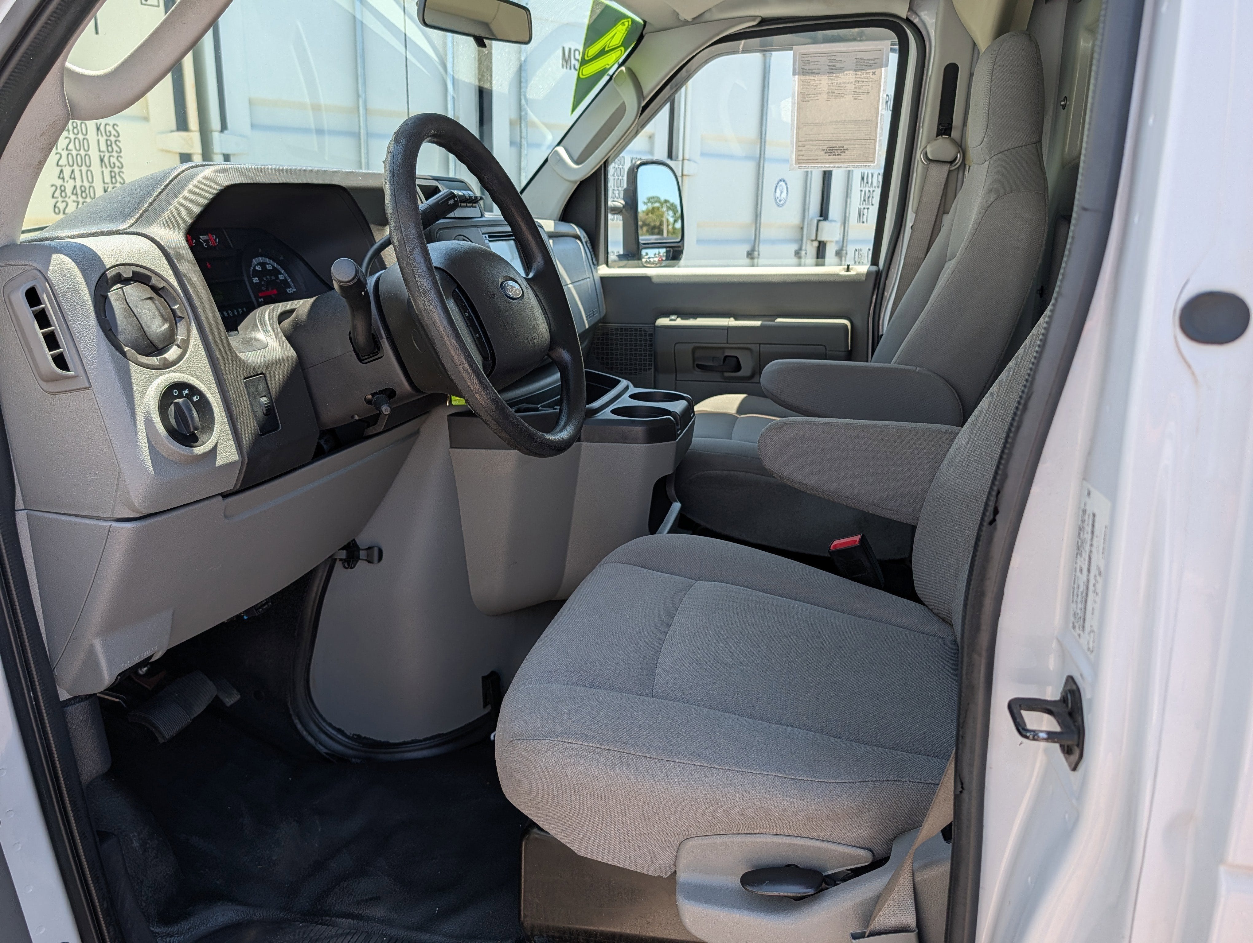 2017 Ford Econoline 350 Cutaway BASE