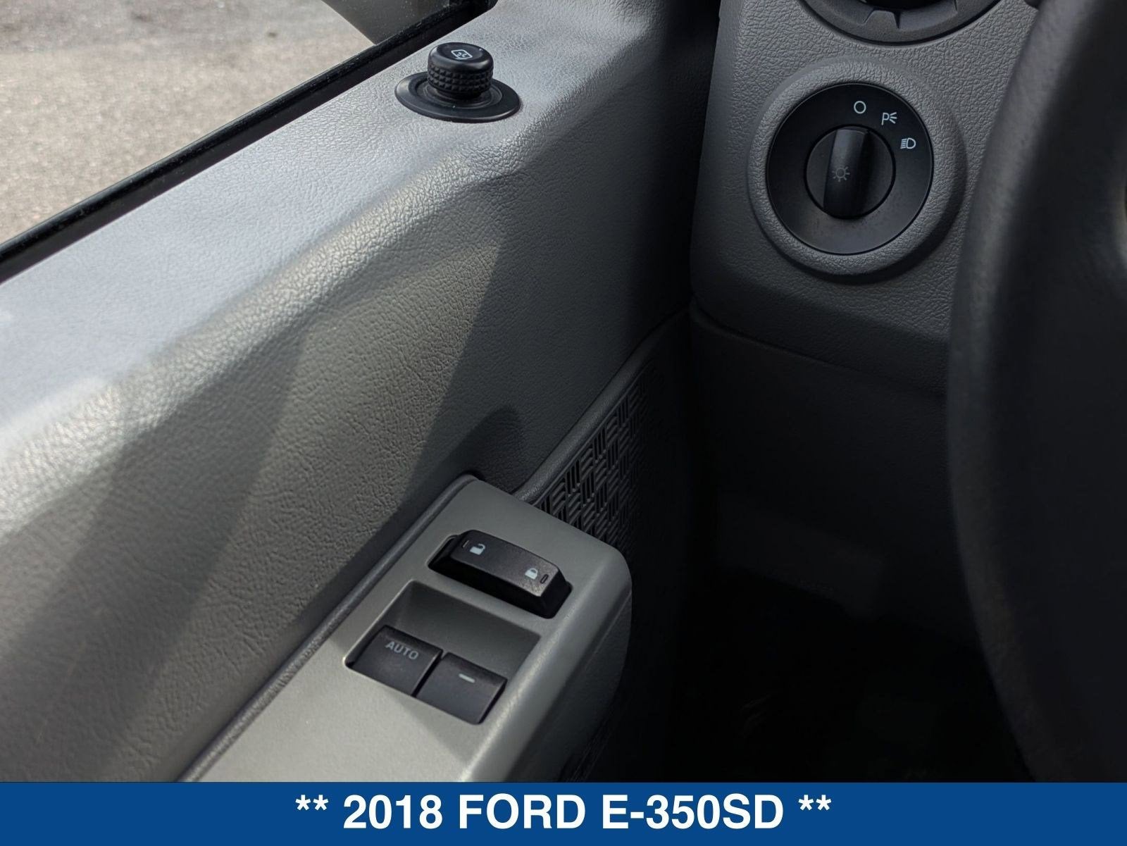 2018 Ford Econoline 350 Cutaway BASE