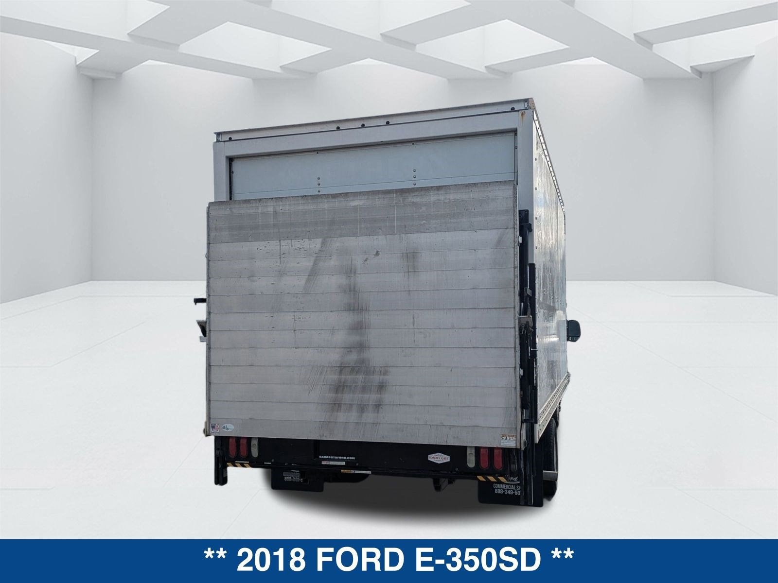 2018 Ford Econoline 350 Cutaway BASE