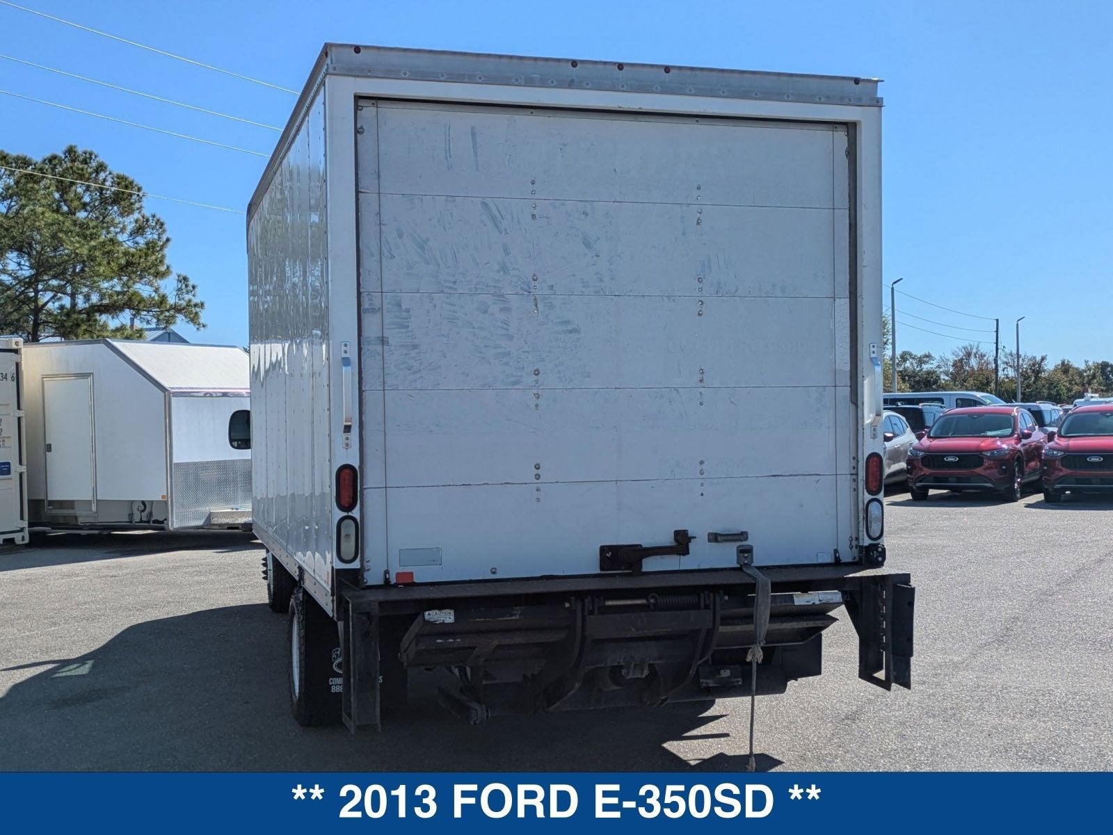 2013 Ford Econoline 350 Cutaway BASE