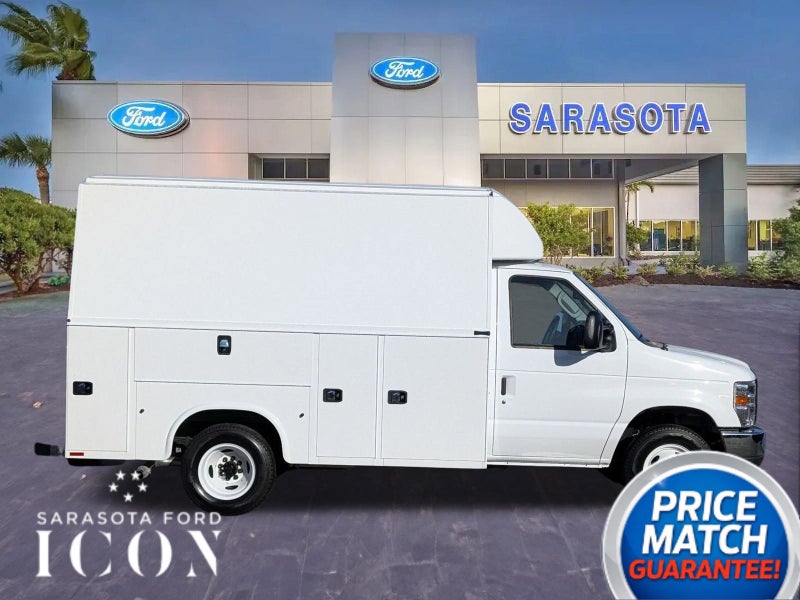 2026 Ford E-350 Base