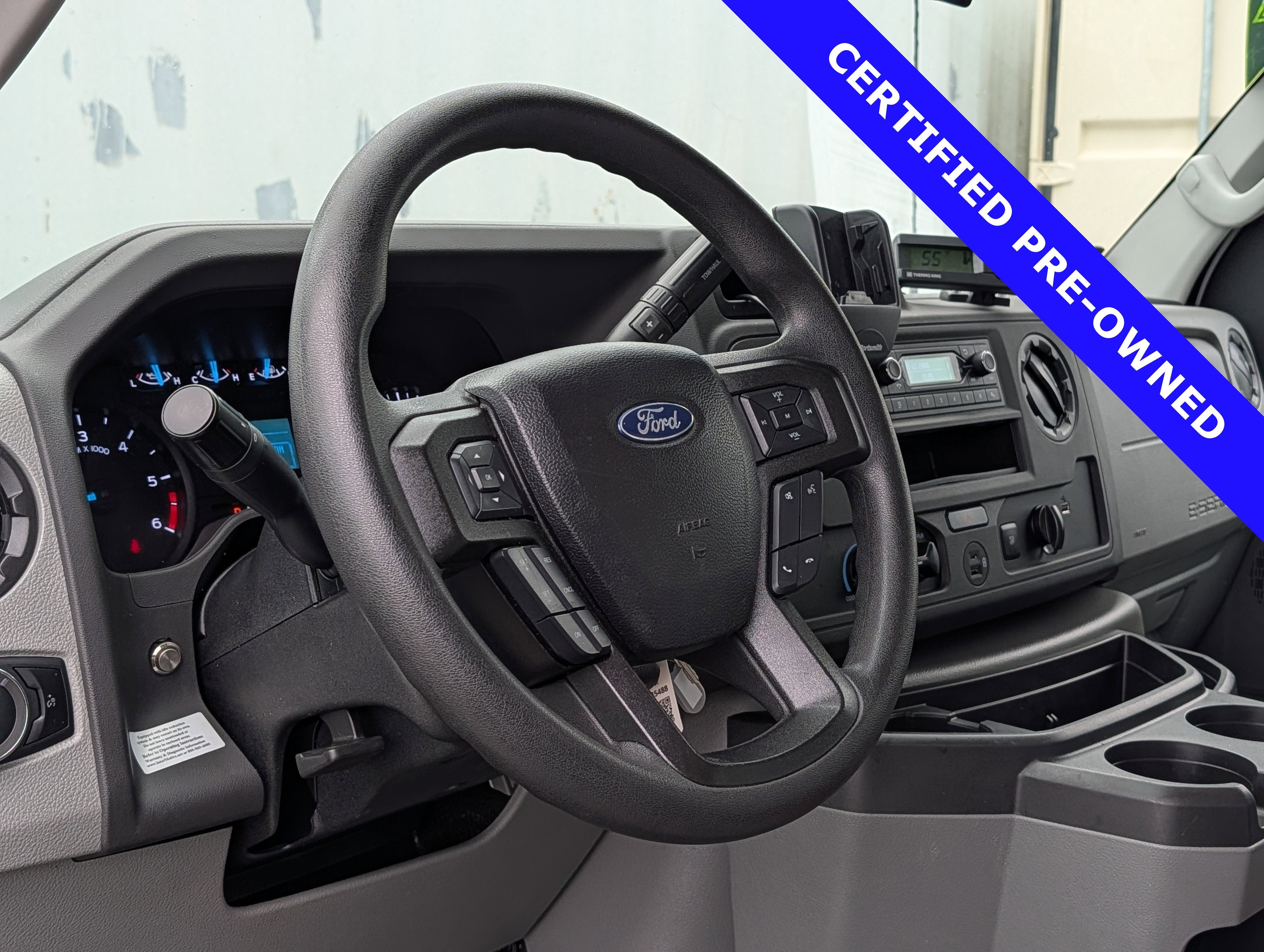 2024 Ford Econoline 350 Cutaway Base