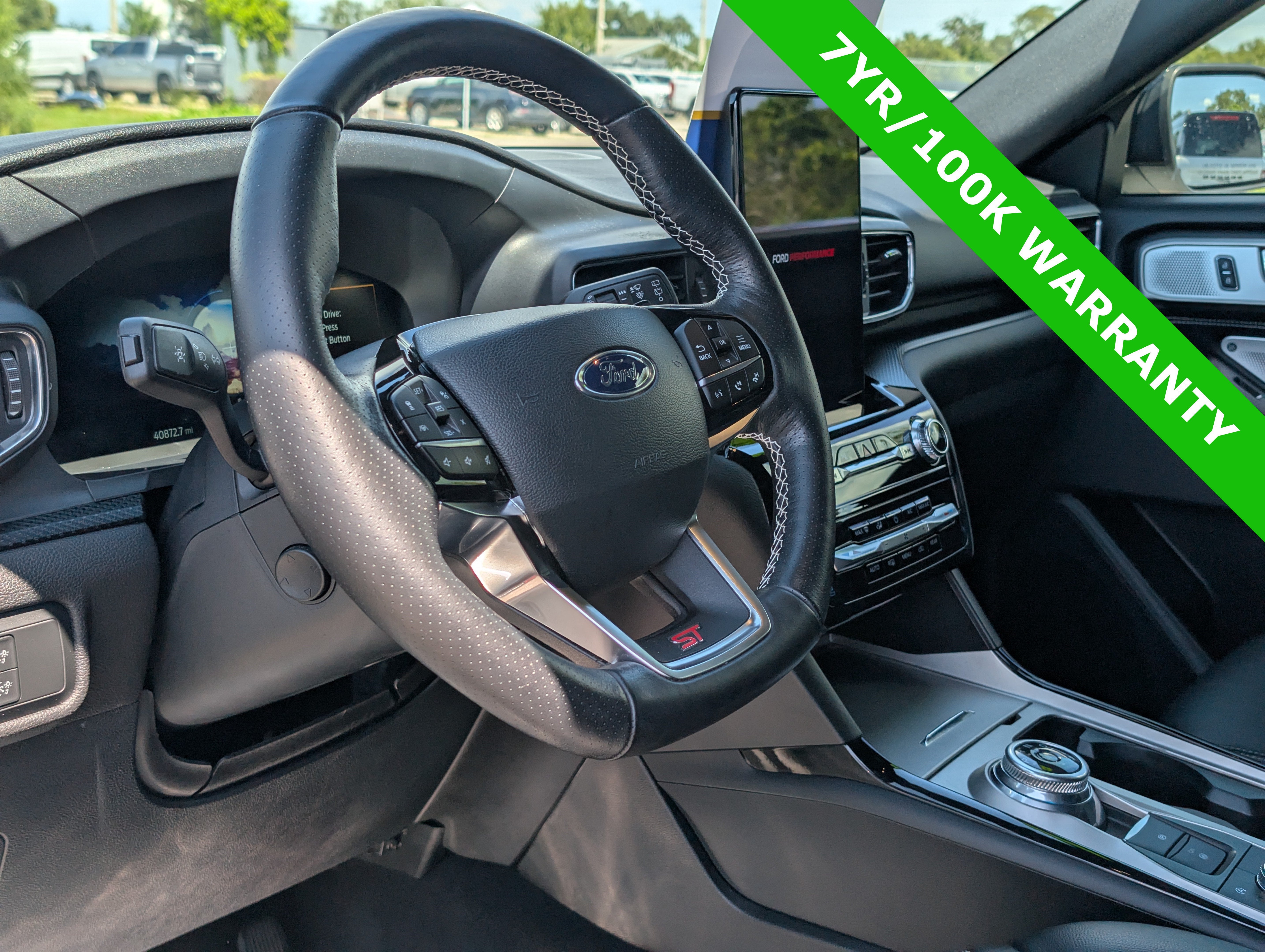2022 Ford Explorer ST