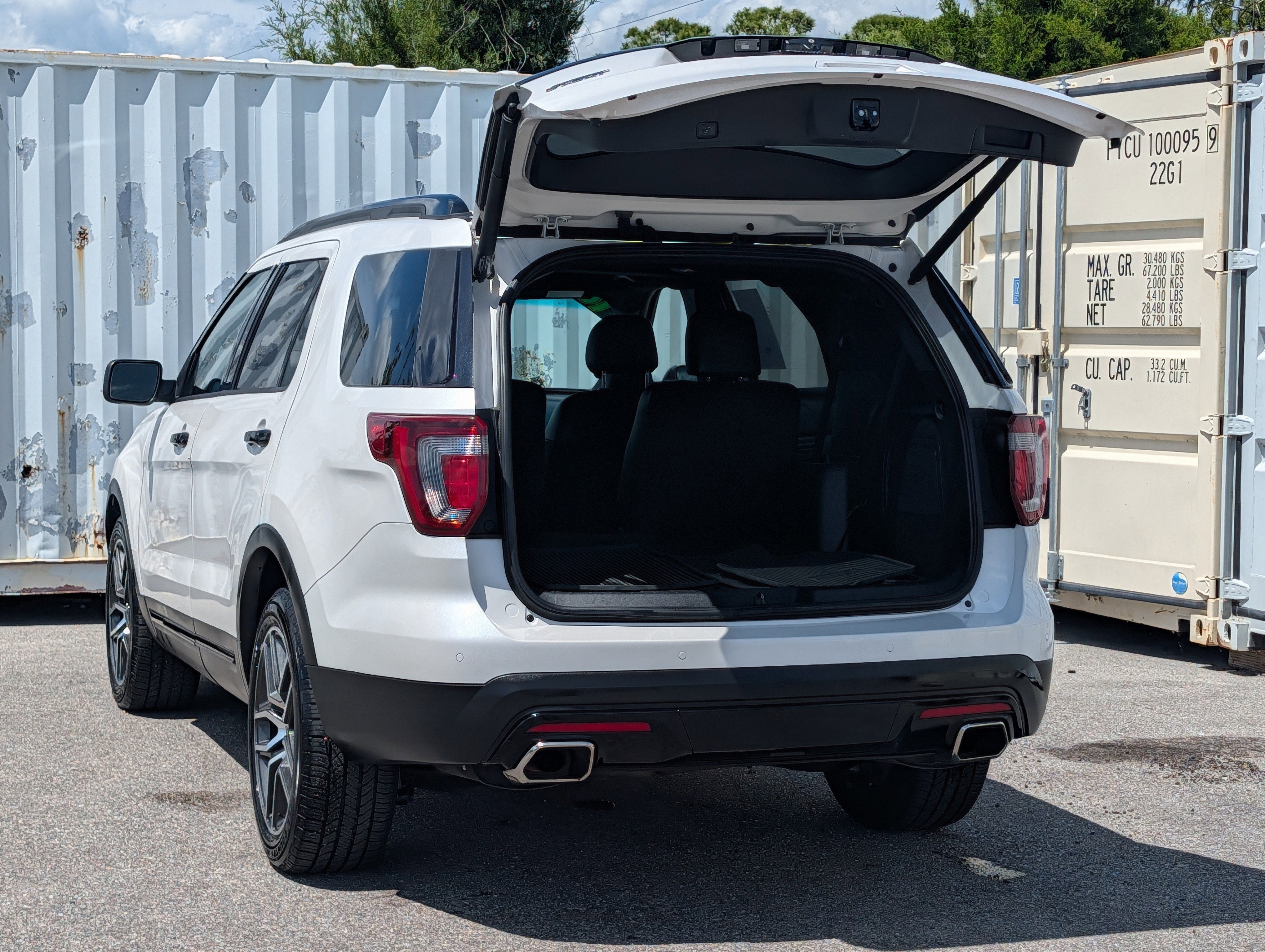 2016 Ford Explorer Sport