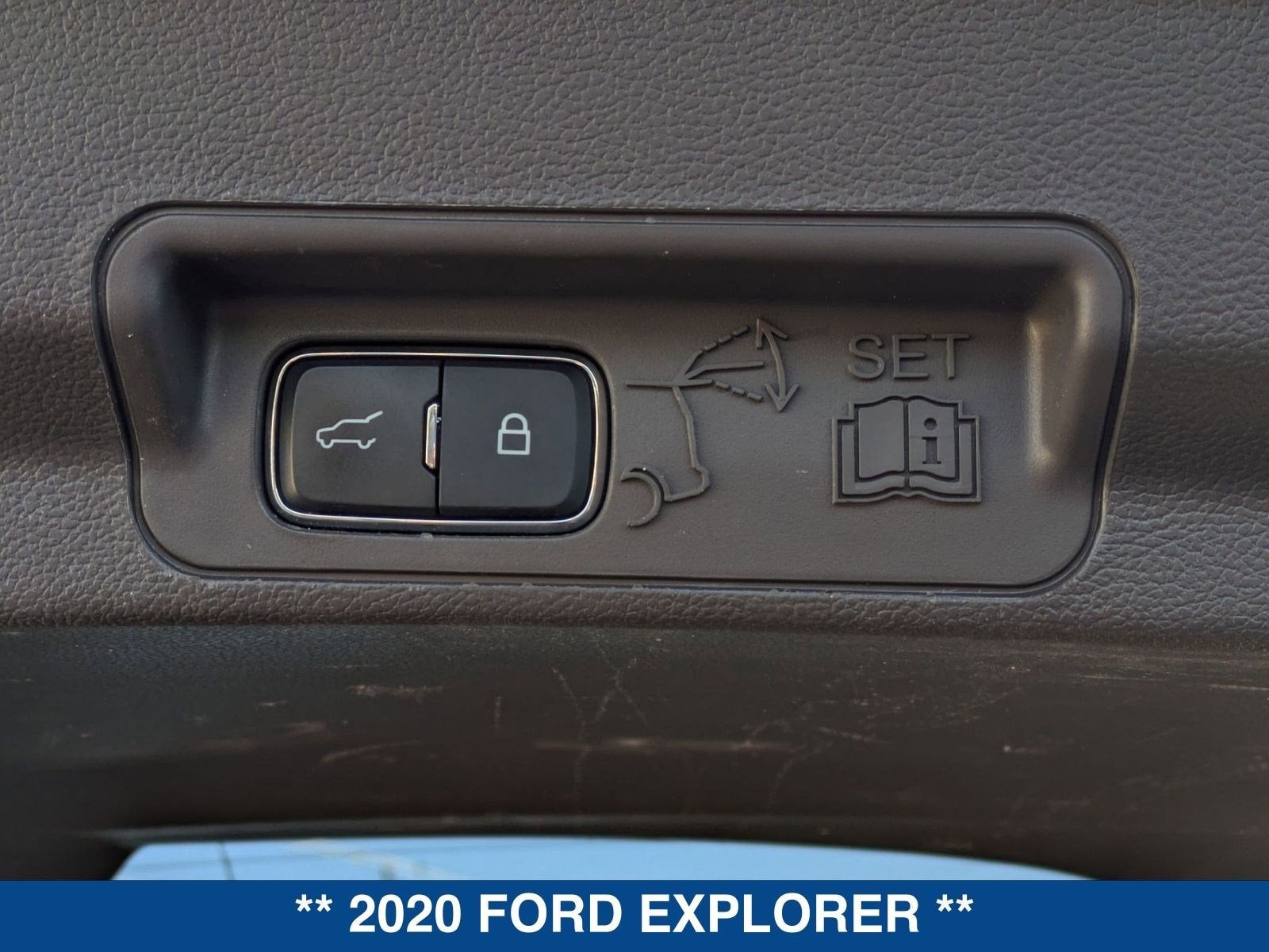 2020 Ford Explorer Platinum