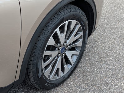 2021 Ford Escape Hybrid Titanium