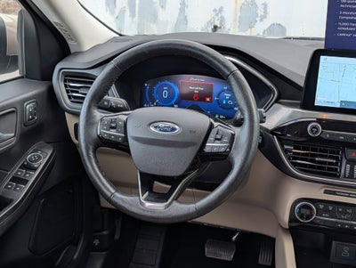 2021 Ford Escape Hybrid Titanium