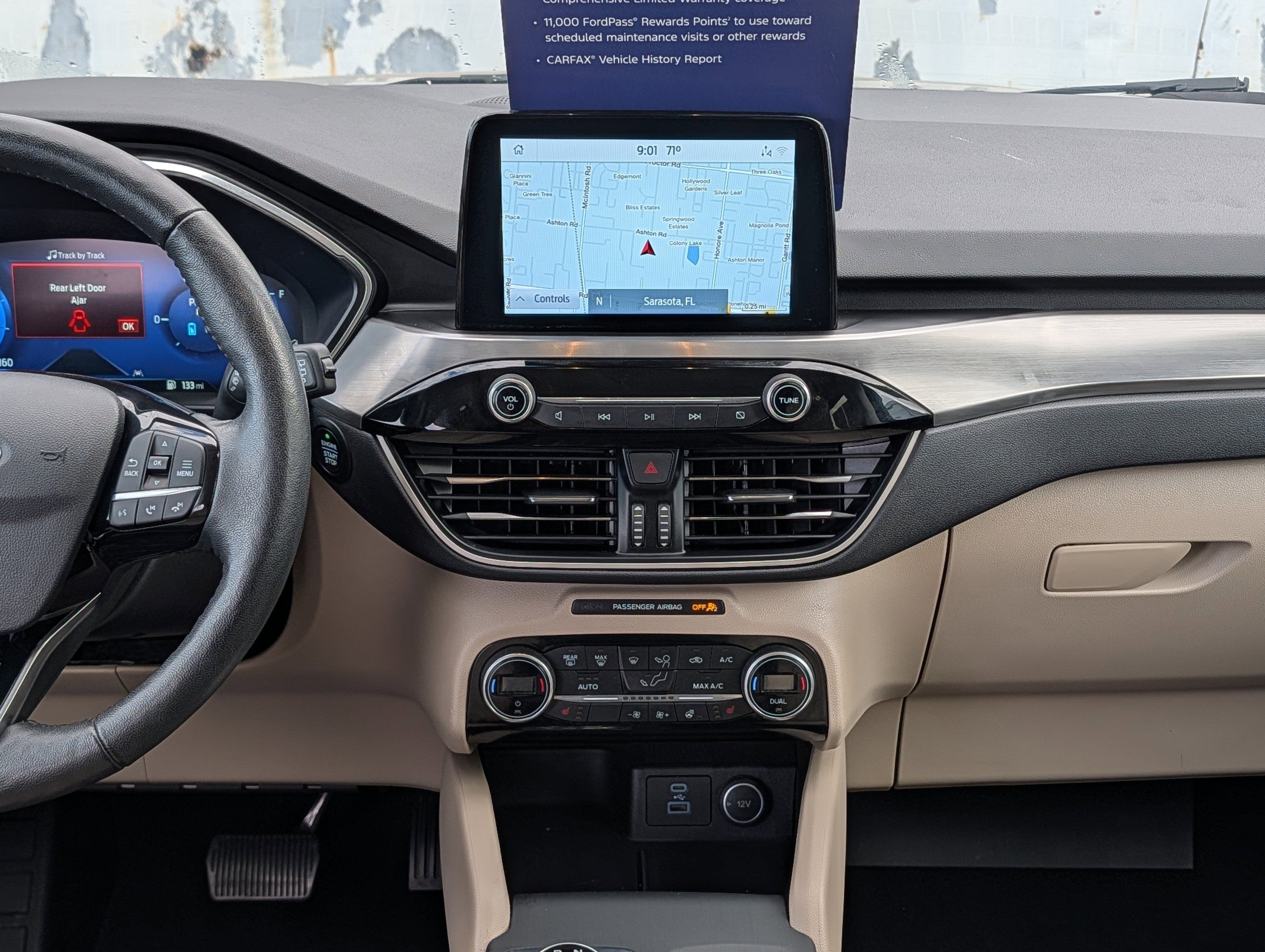 2021 Ford Escape Hybrid Titanium