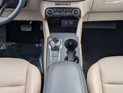 2021 Ford Escape Hybrid Titanium