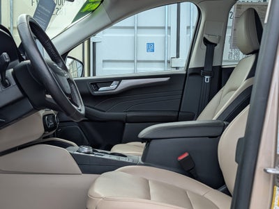 2021 Ford Escape Hybrid Titanium