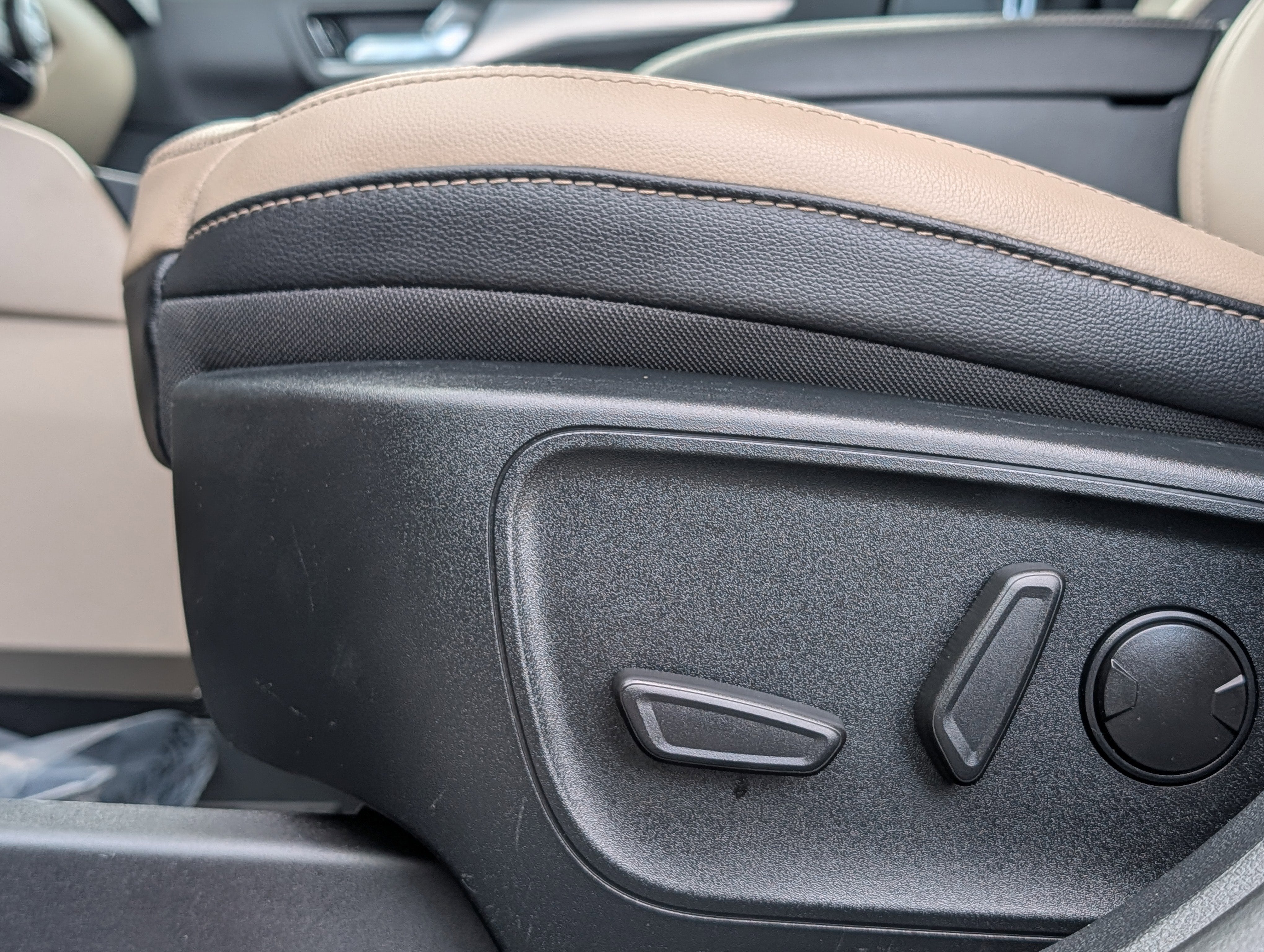 2021 Ford Escape Hybrid Titanium