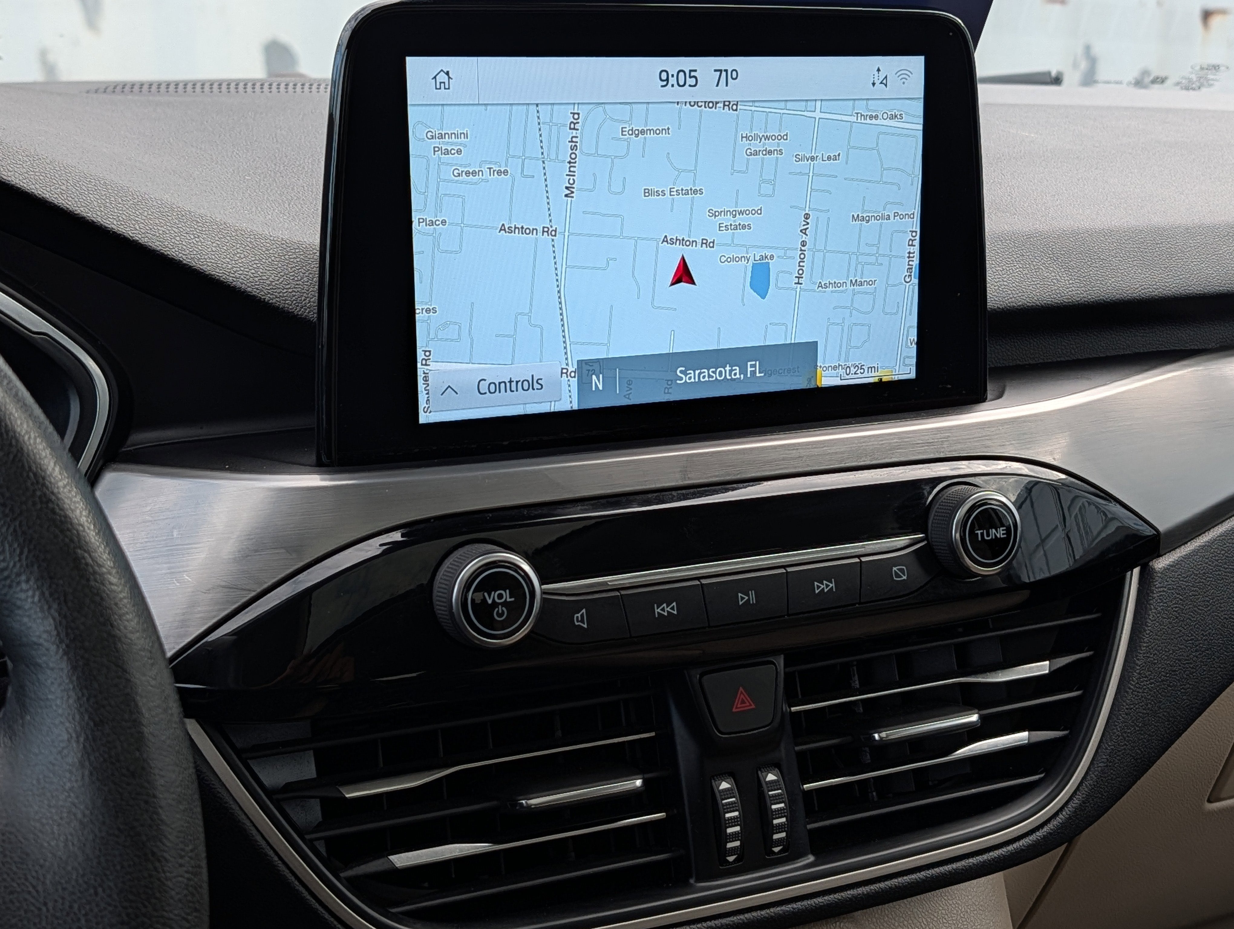 2021 Ford Escape Hybrid Titanium