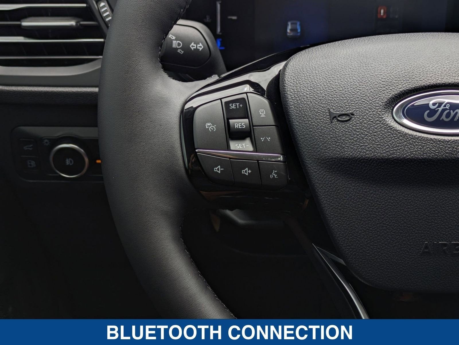 2025 Ford Escape Plug-In Hybrid Base