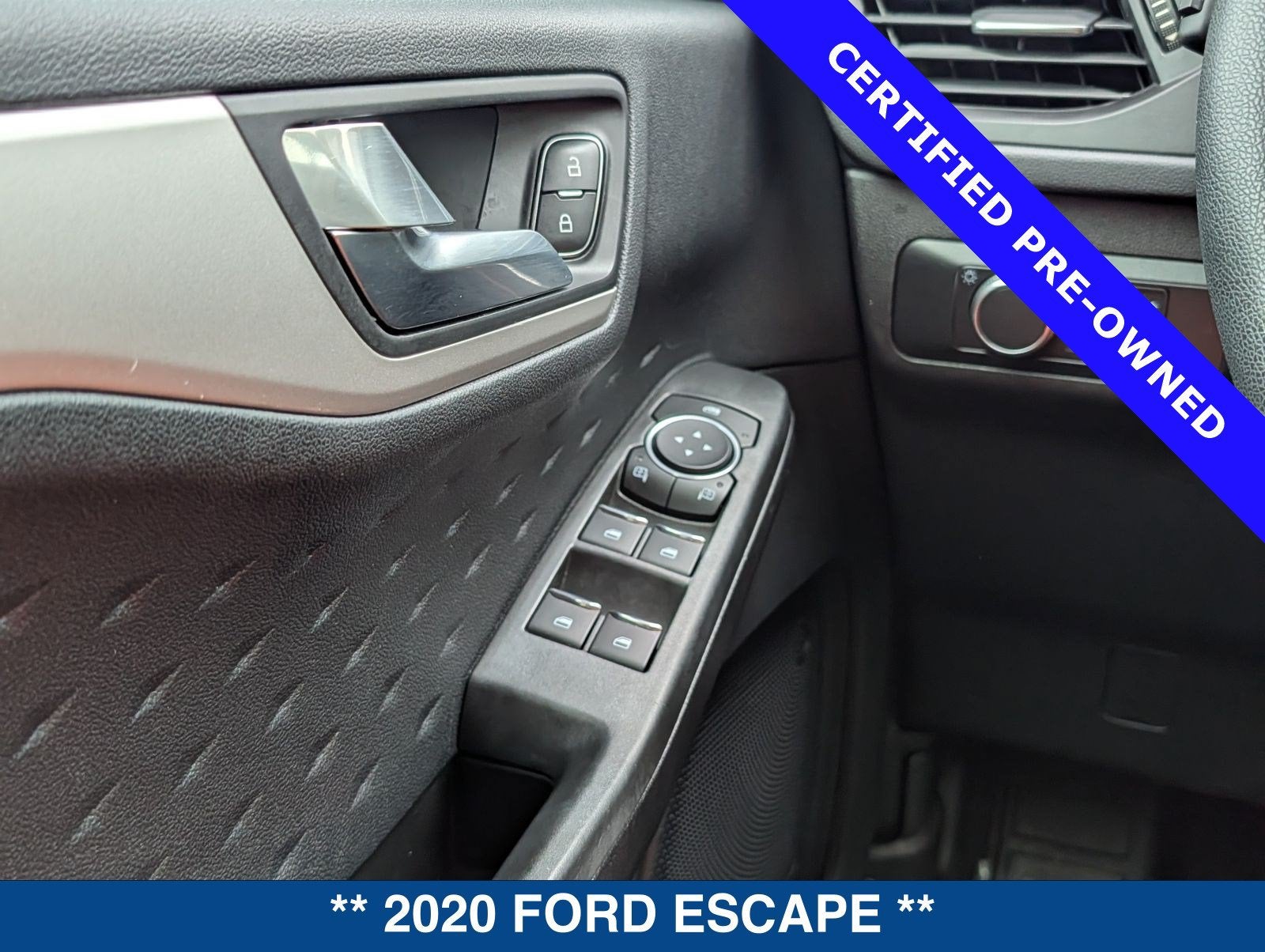 2020 Ford Escape SE