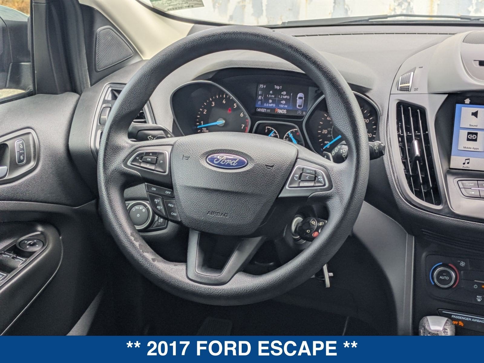 2017 Ford Escape SE
