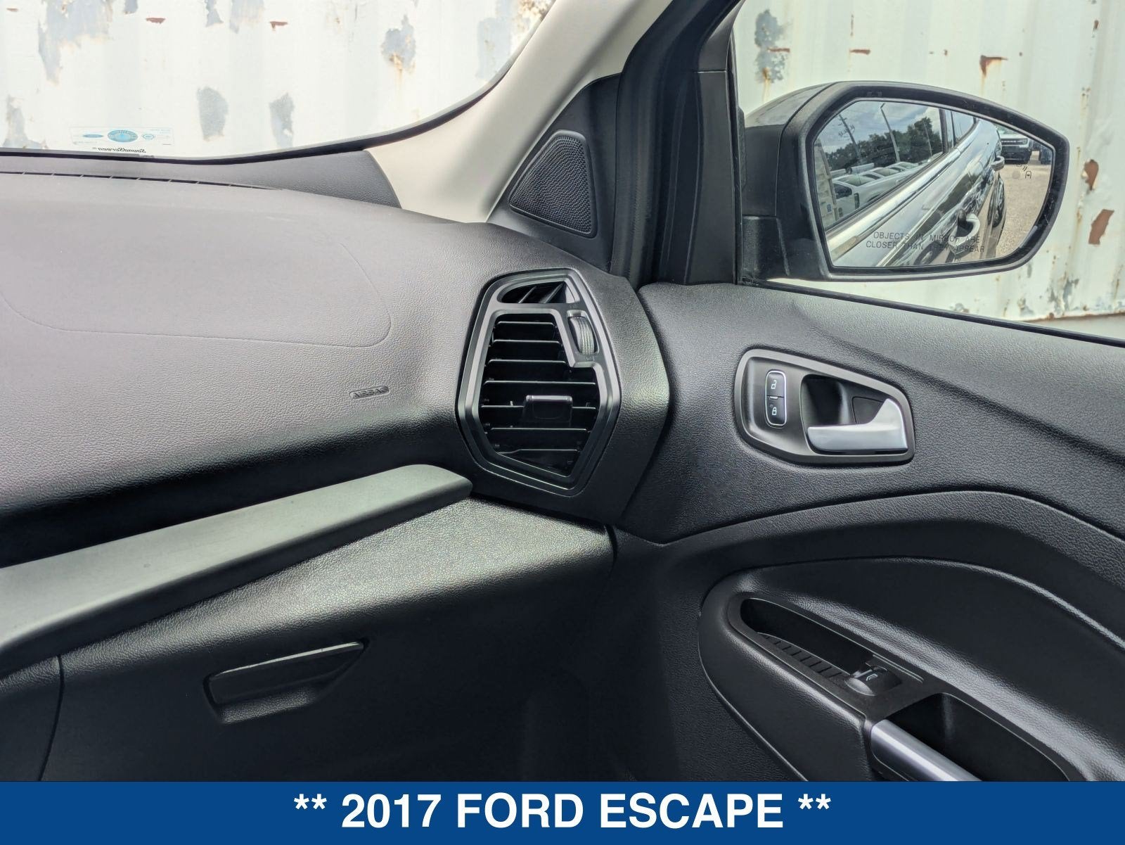 2017 Ford Escape SE