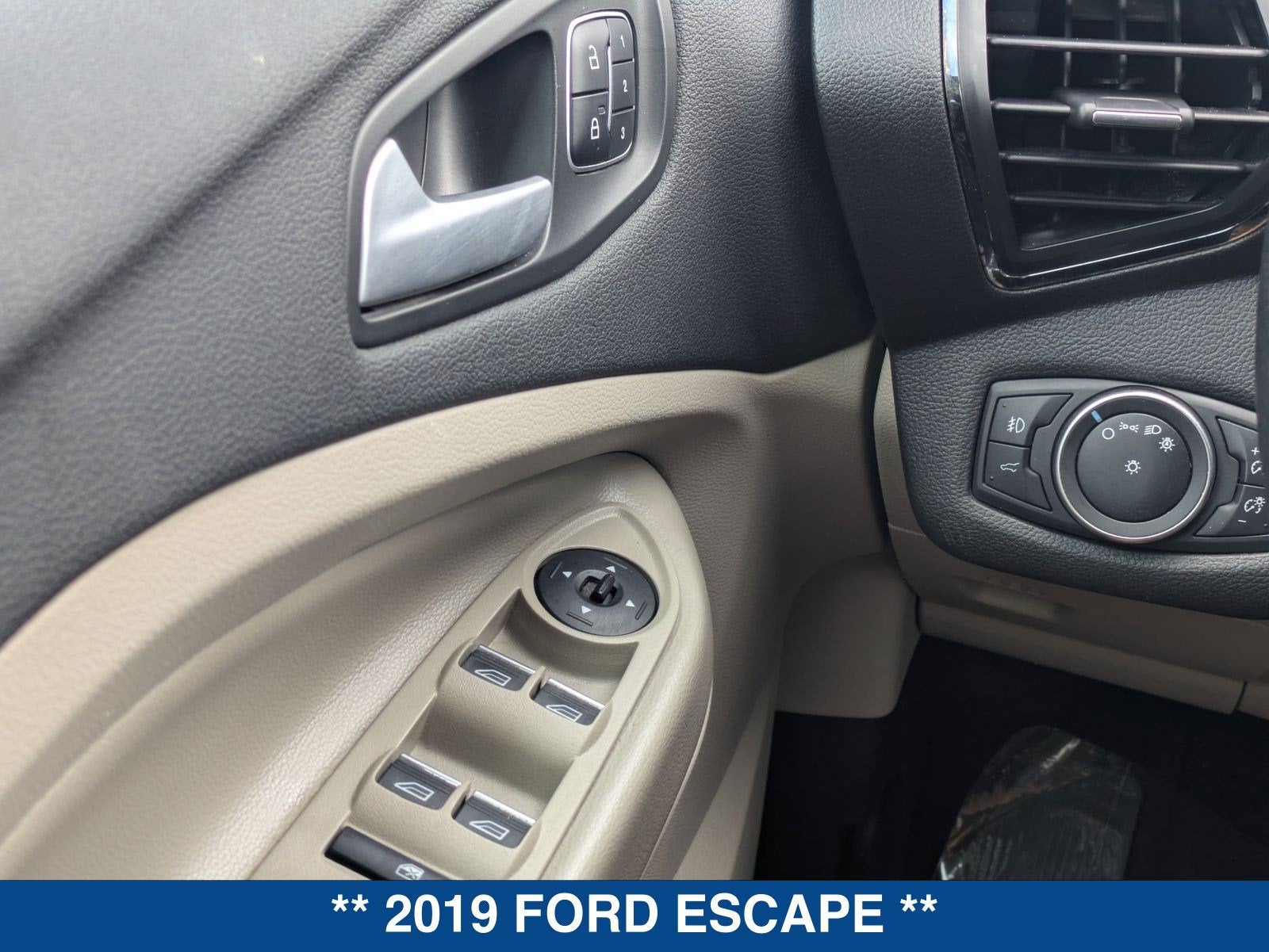 2019 Ford Escape Titanium