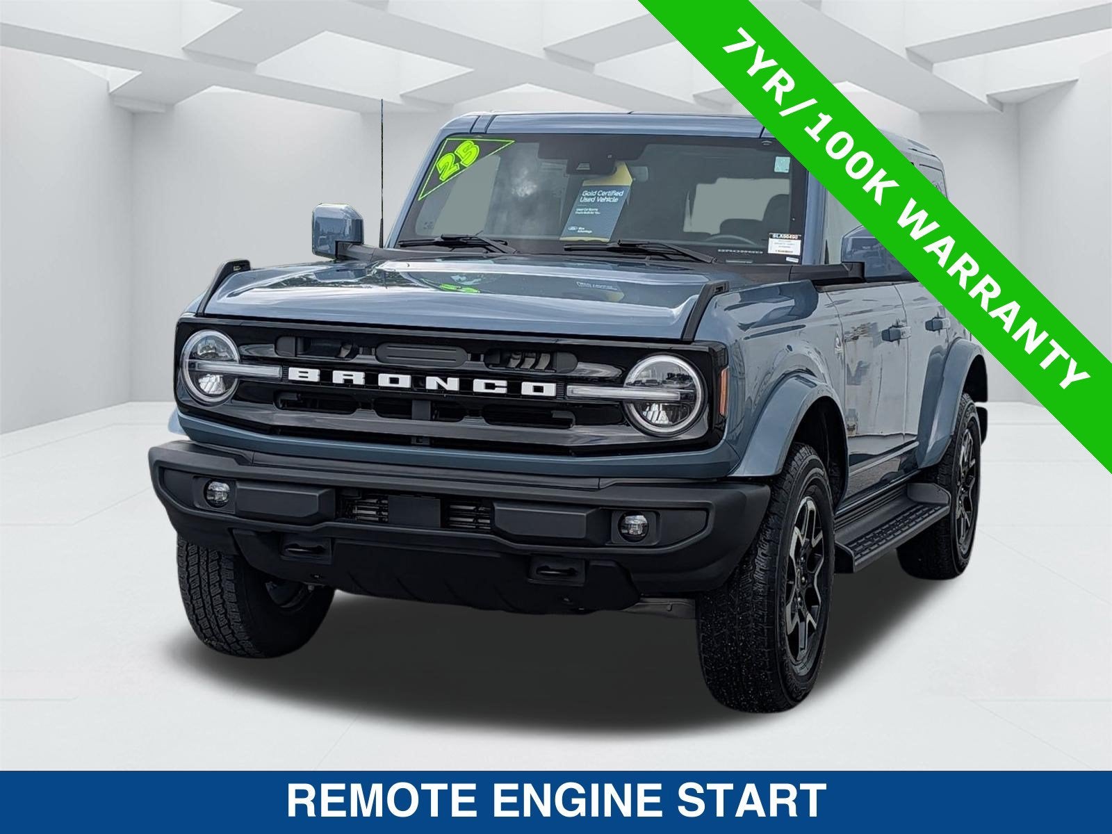 2025 Ford Bronco Outer Banks