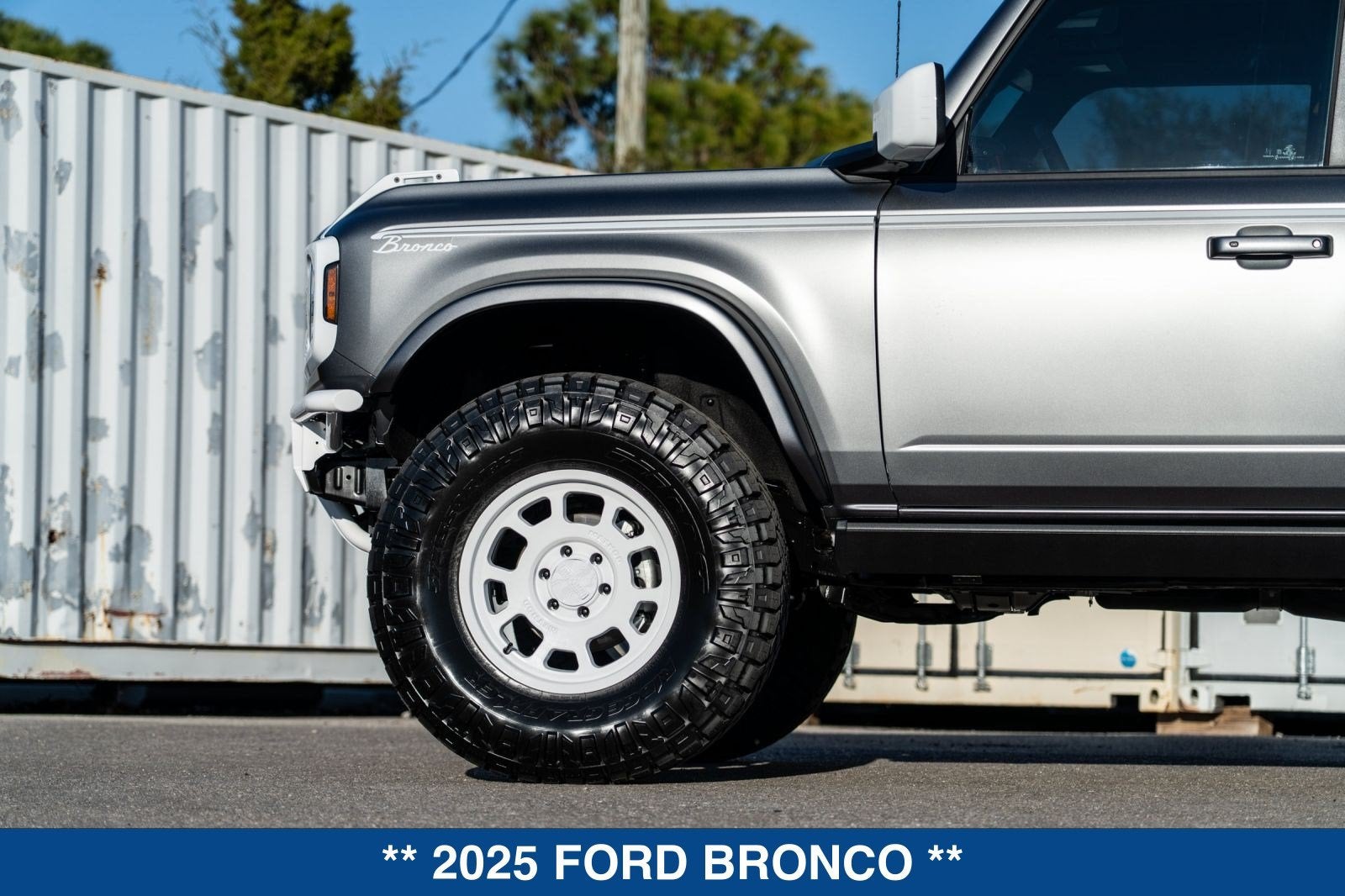 2025 Ford Bronco Heritage Edition