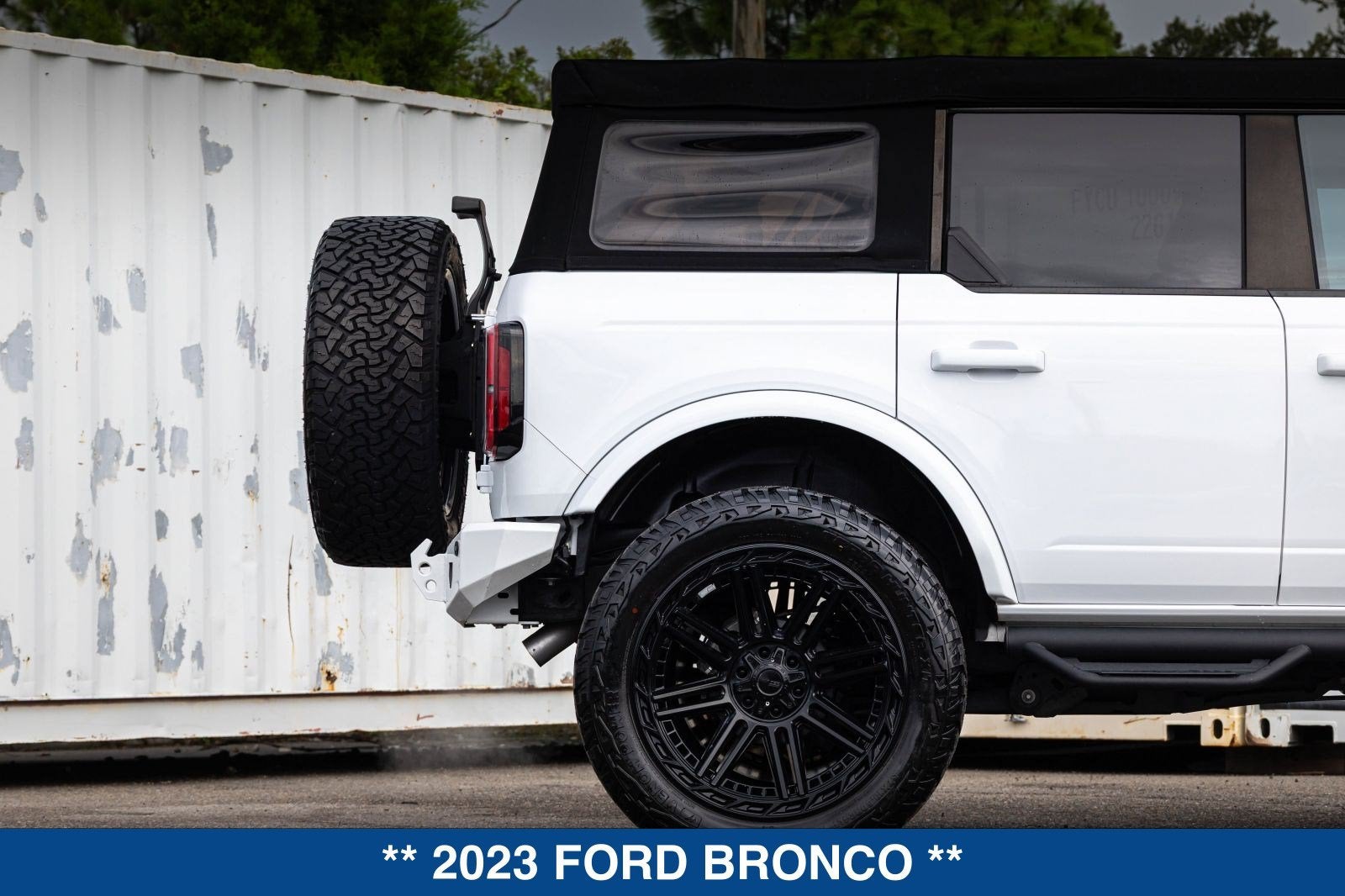 2023 Ford Bronco Badlands