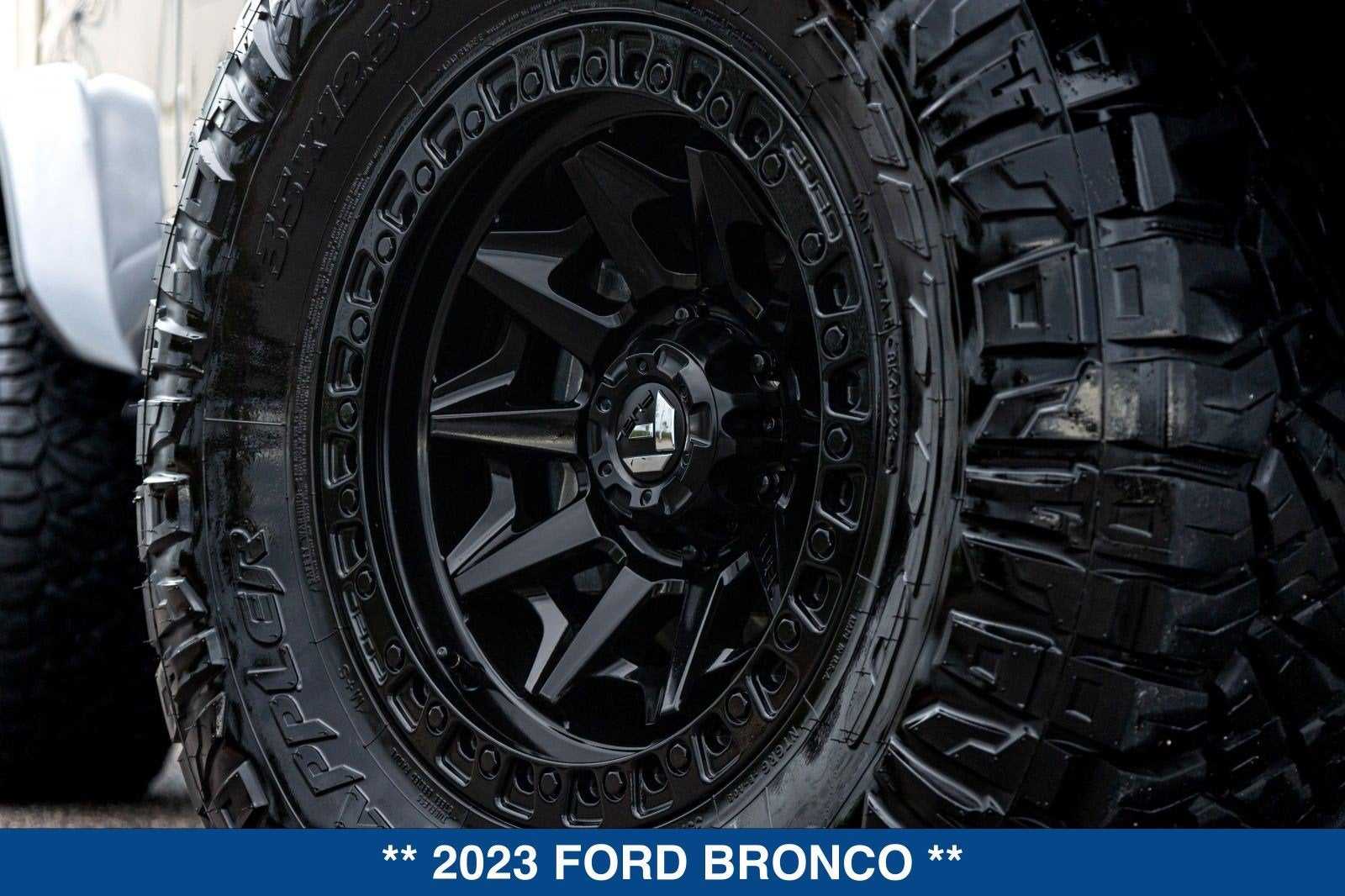 2023 Ford Bronco Badlands