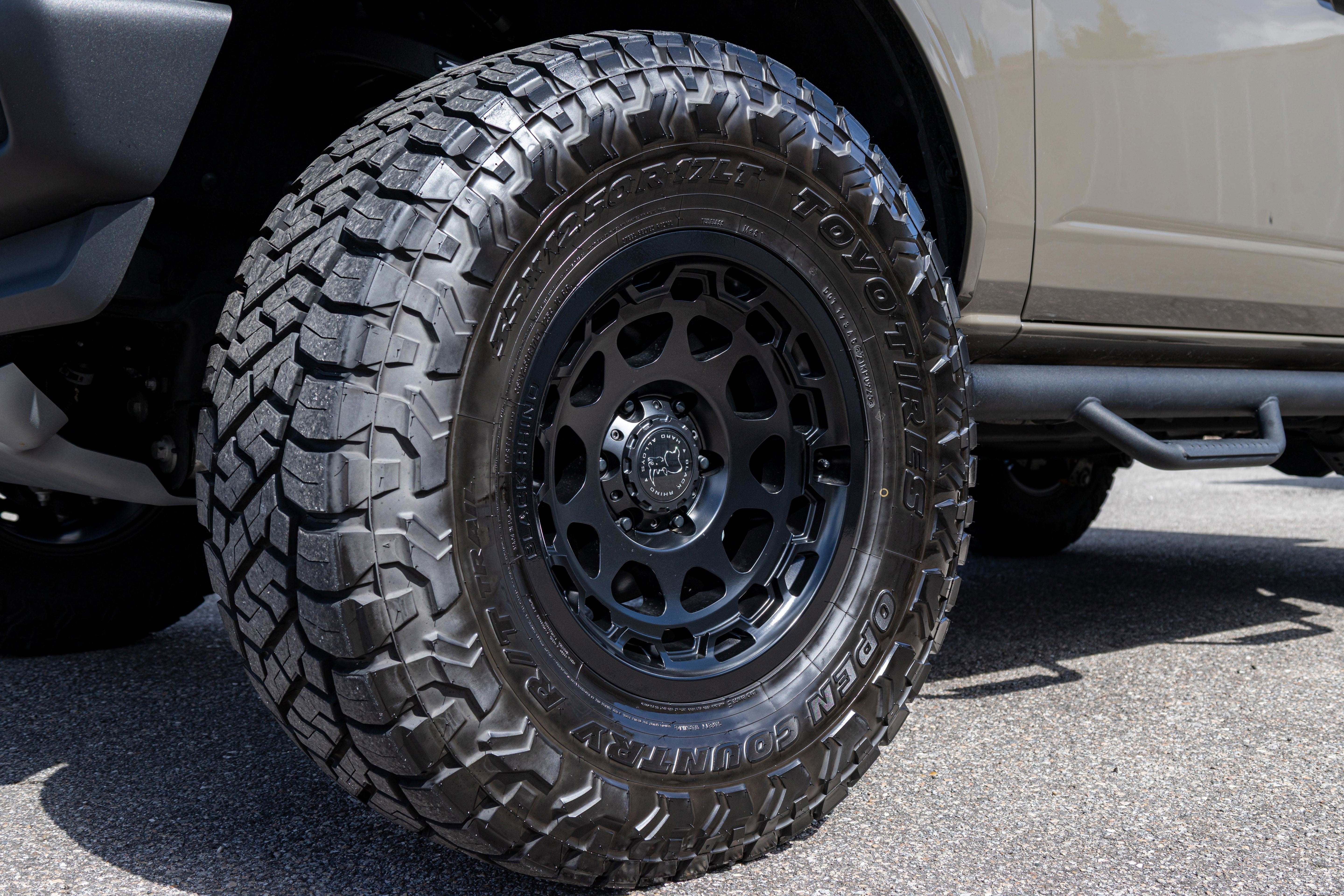 2025 Ford Bronco Outer Banks