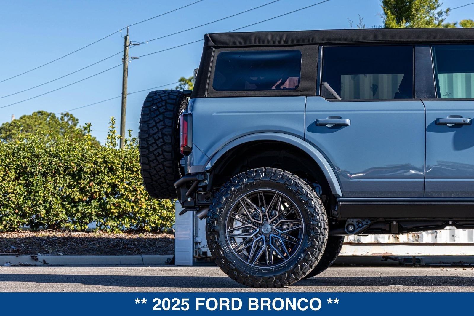 2025 Ford Bronco Badlands