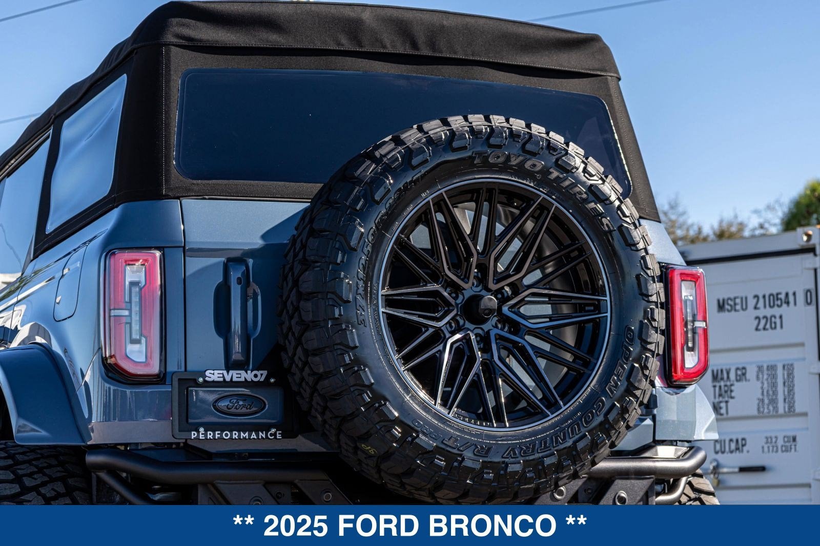 2025 Ford Bronco Badlands