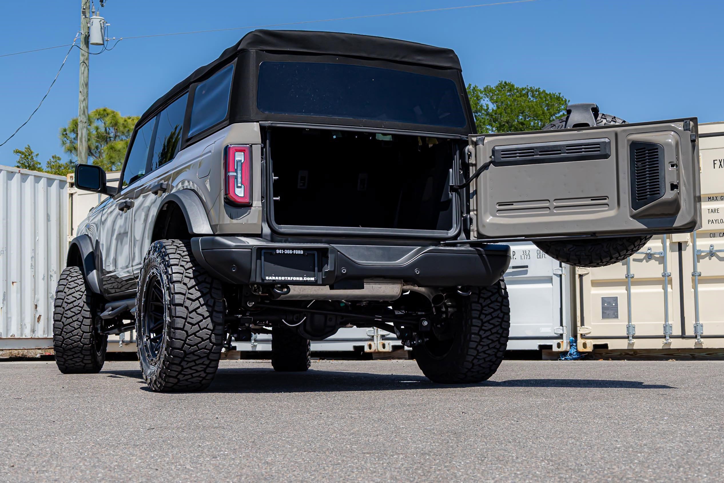2025 Ford Bronco Badlands