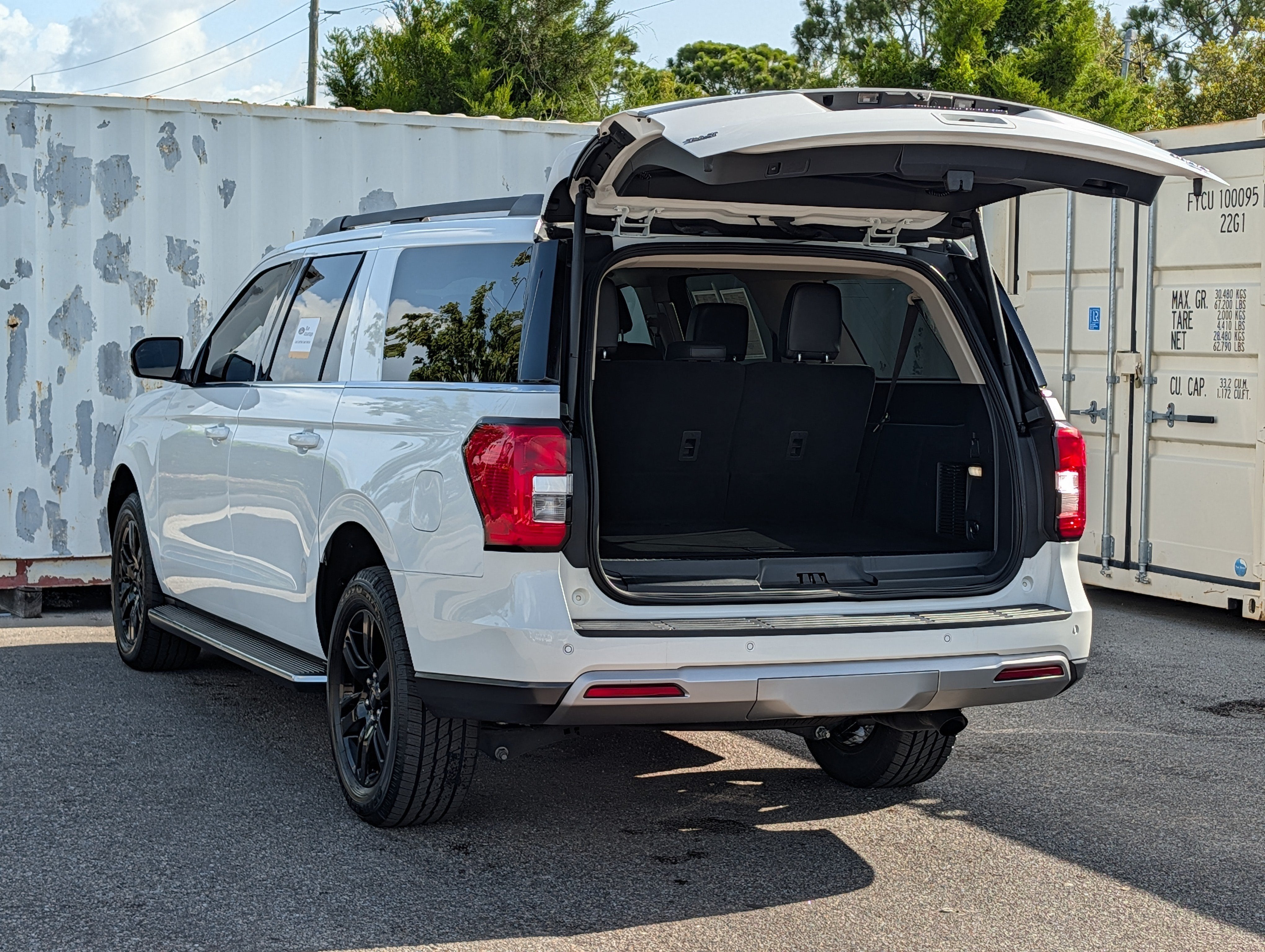 2023 Ford Expedition MAX XLT