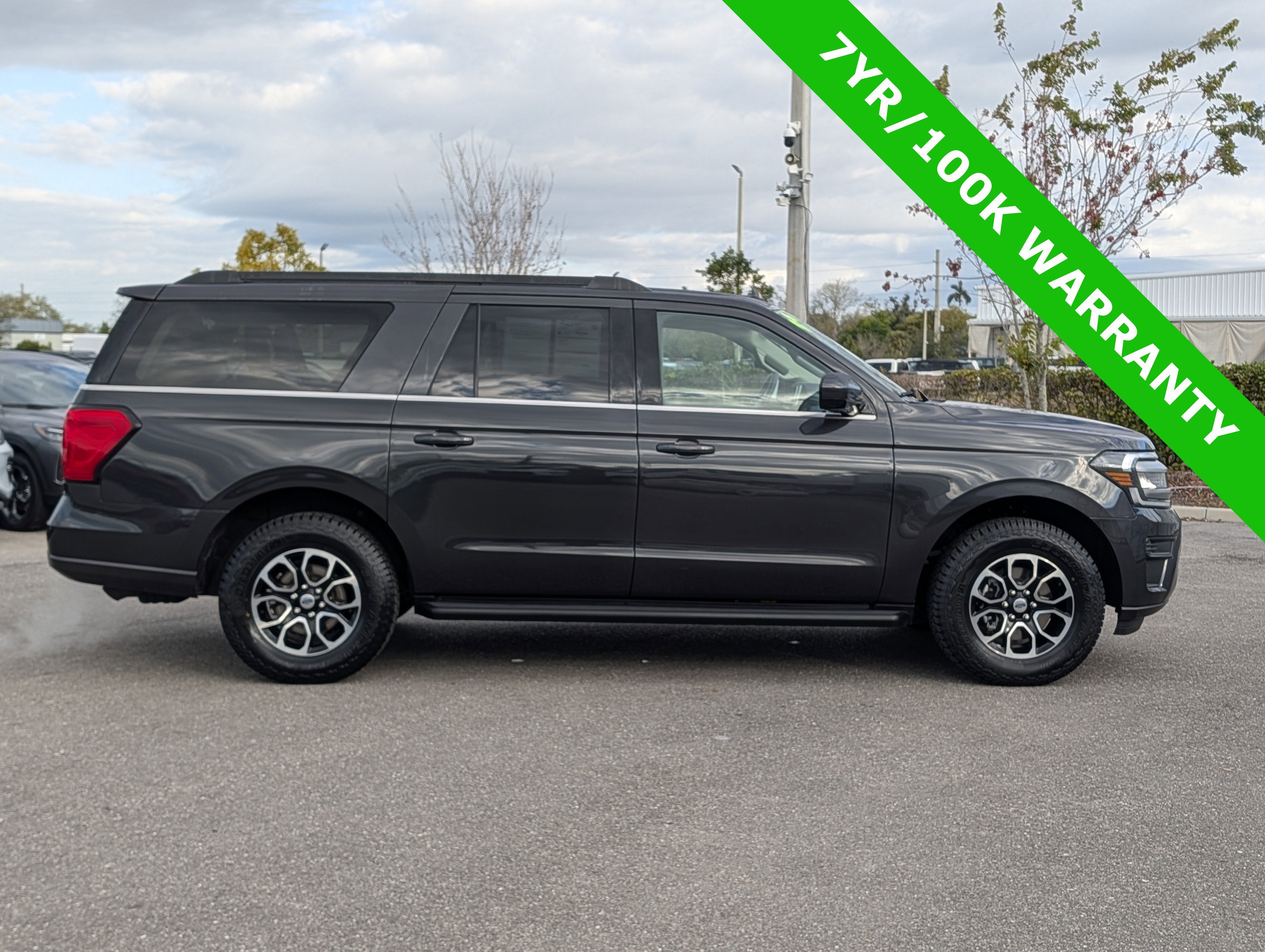2024 Ford Expedition MAX XLT
