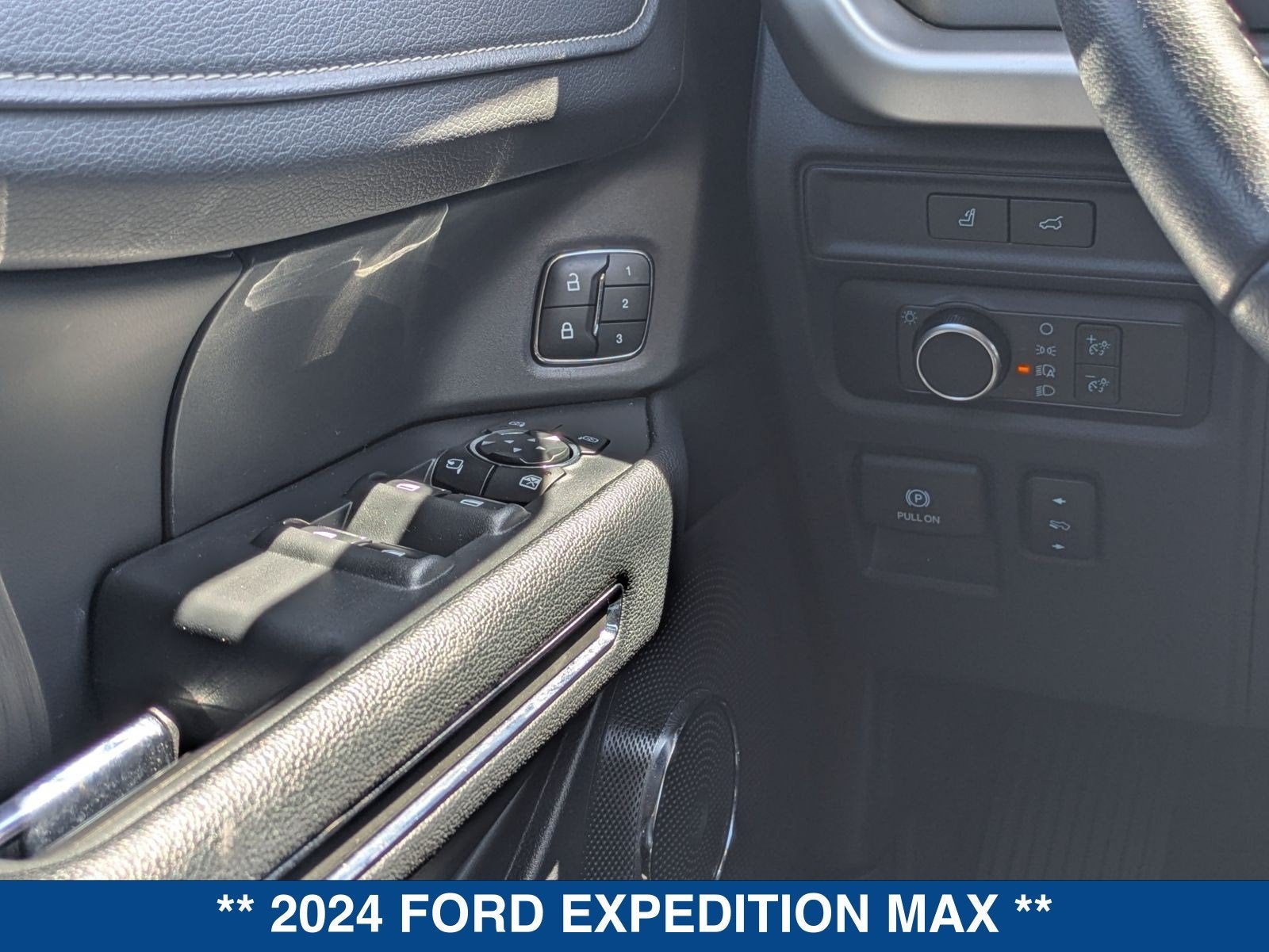 2024 Ford Expedition MAX XLT