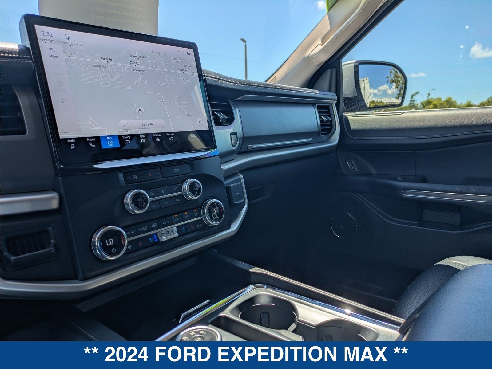 2024 Ford Expedition MAX XLT