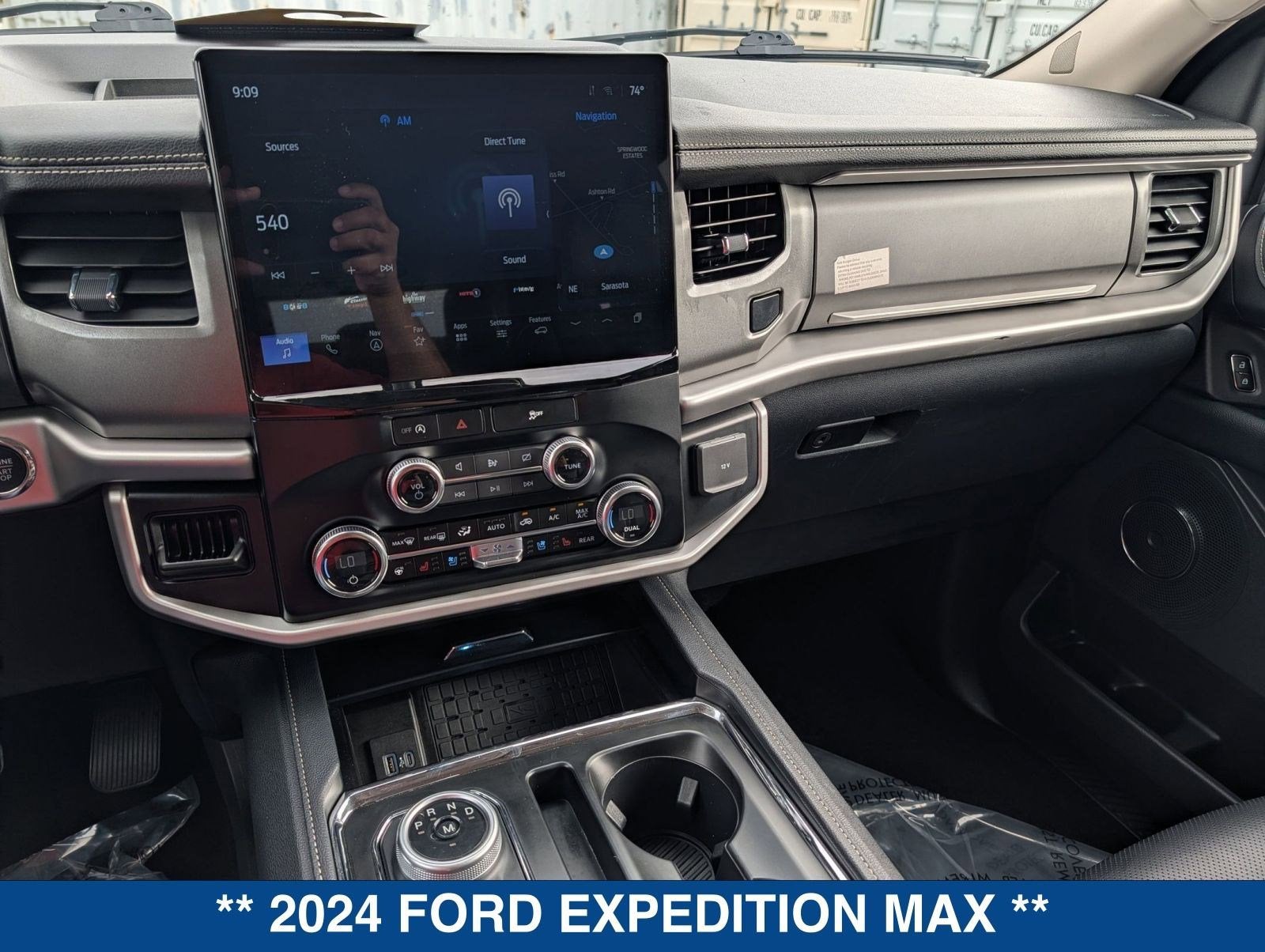 2024 Ford Expedition MAX XLT
