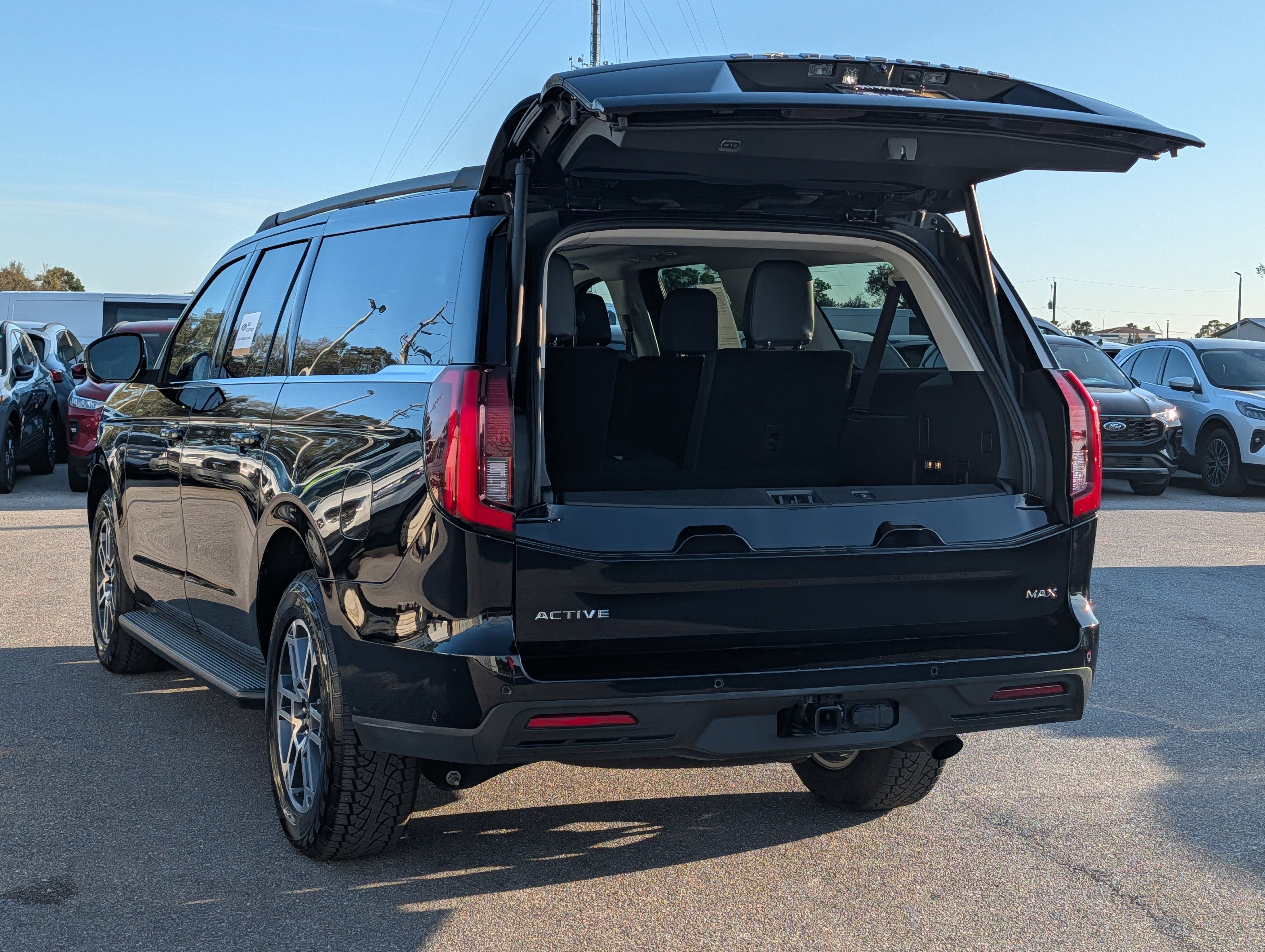 2025 Ford Expedition MAX Active