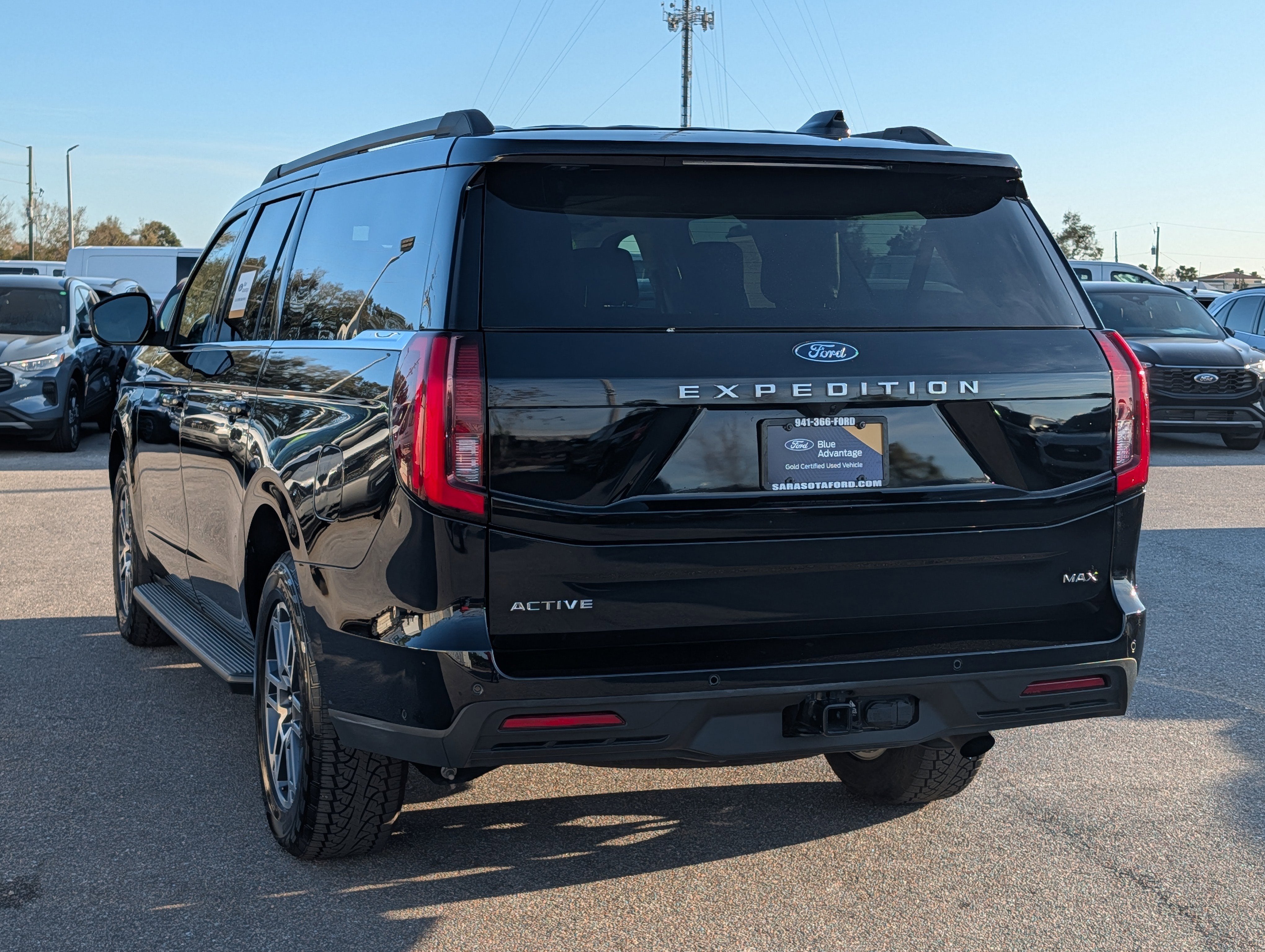 2025 Ford Expedition MAX Active