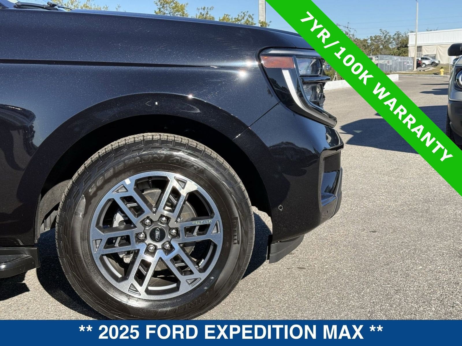 2025 Ford Expedition MAX Active