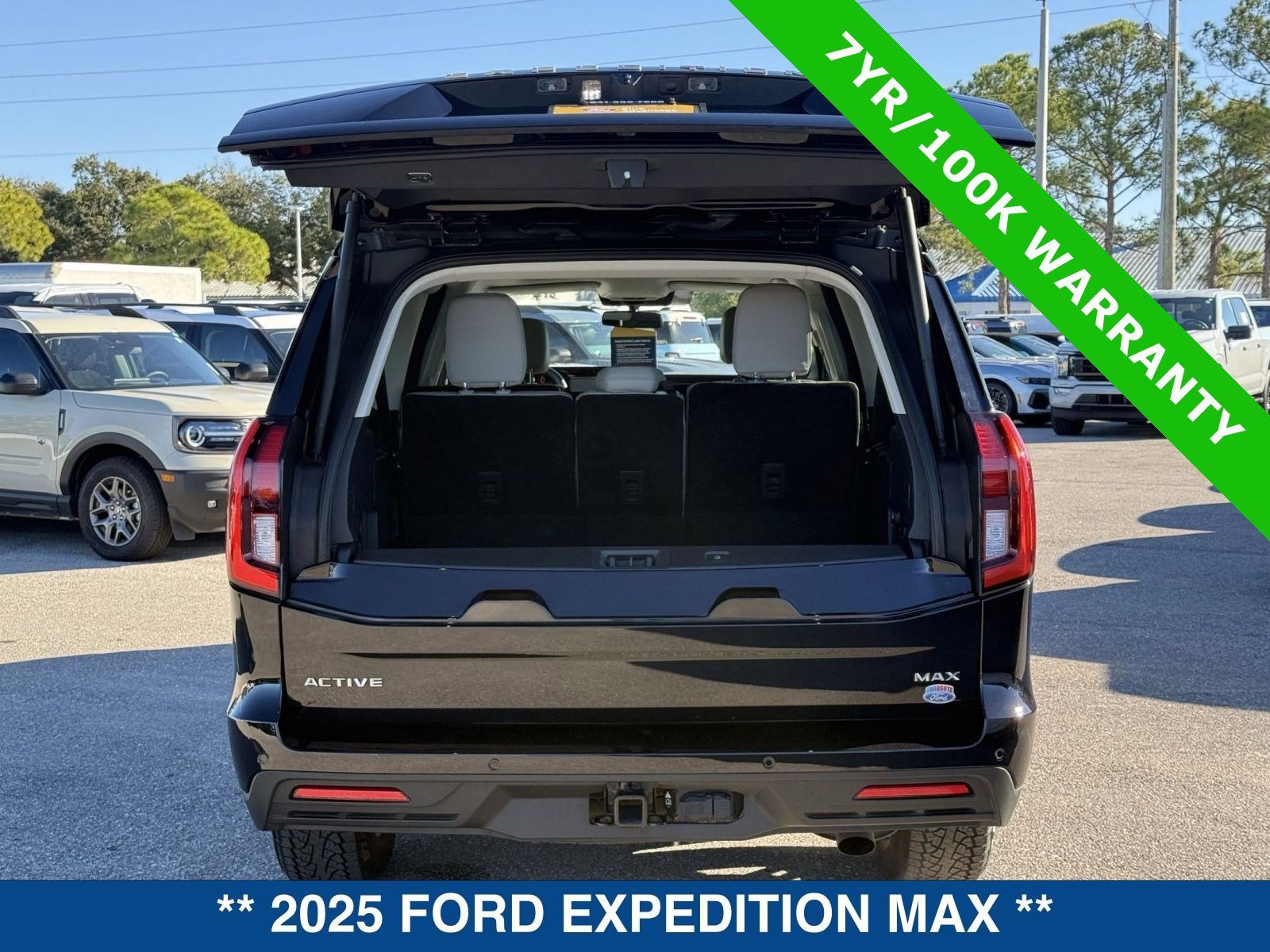 2025 Ford Expedition MAX Active