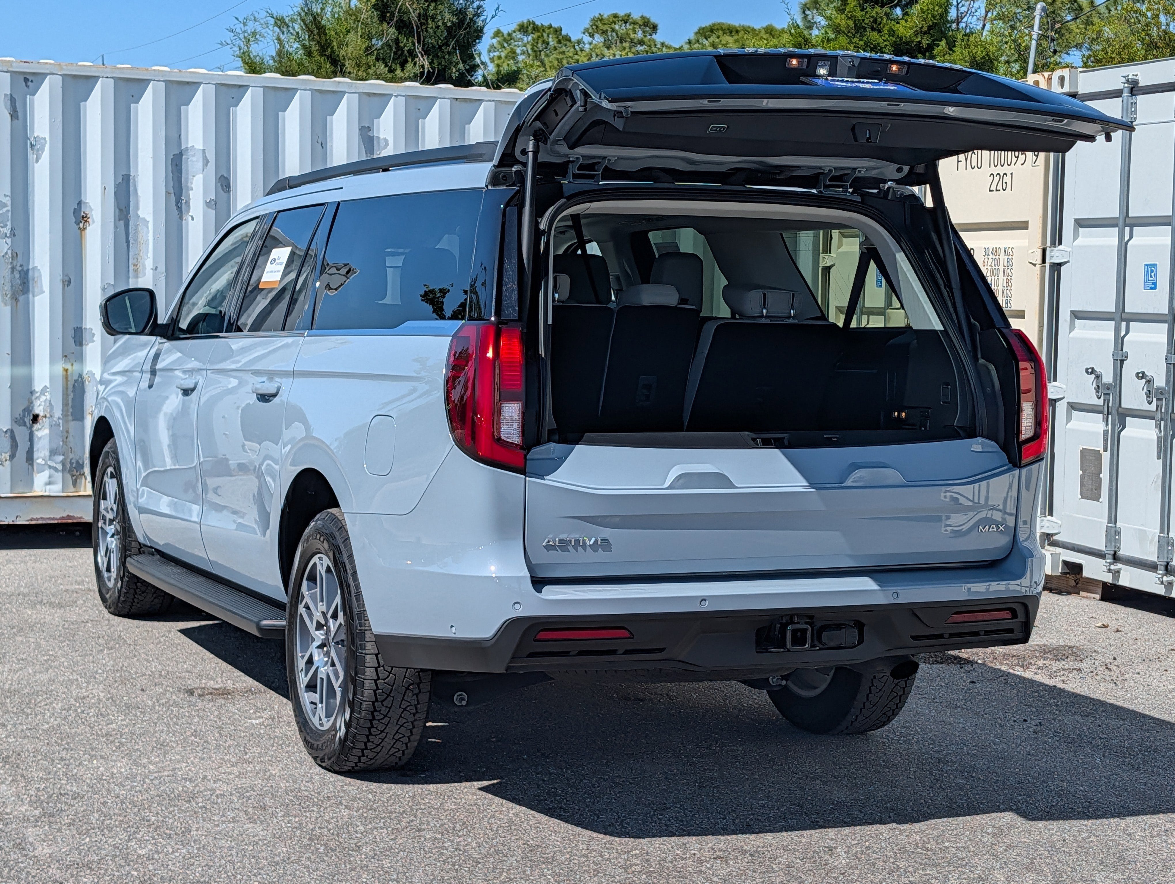 2025 Ford Expedition MAX Active