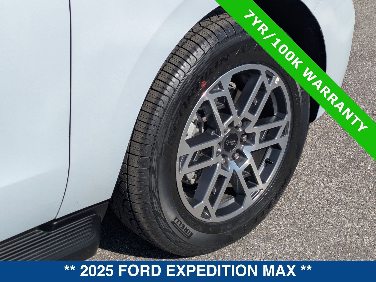 2025 Ford Expedition MAX Active