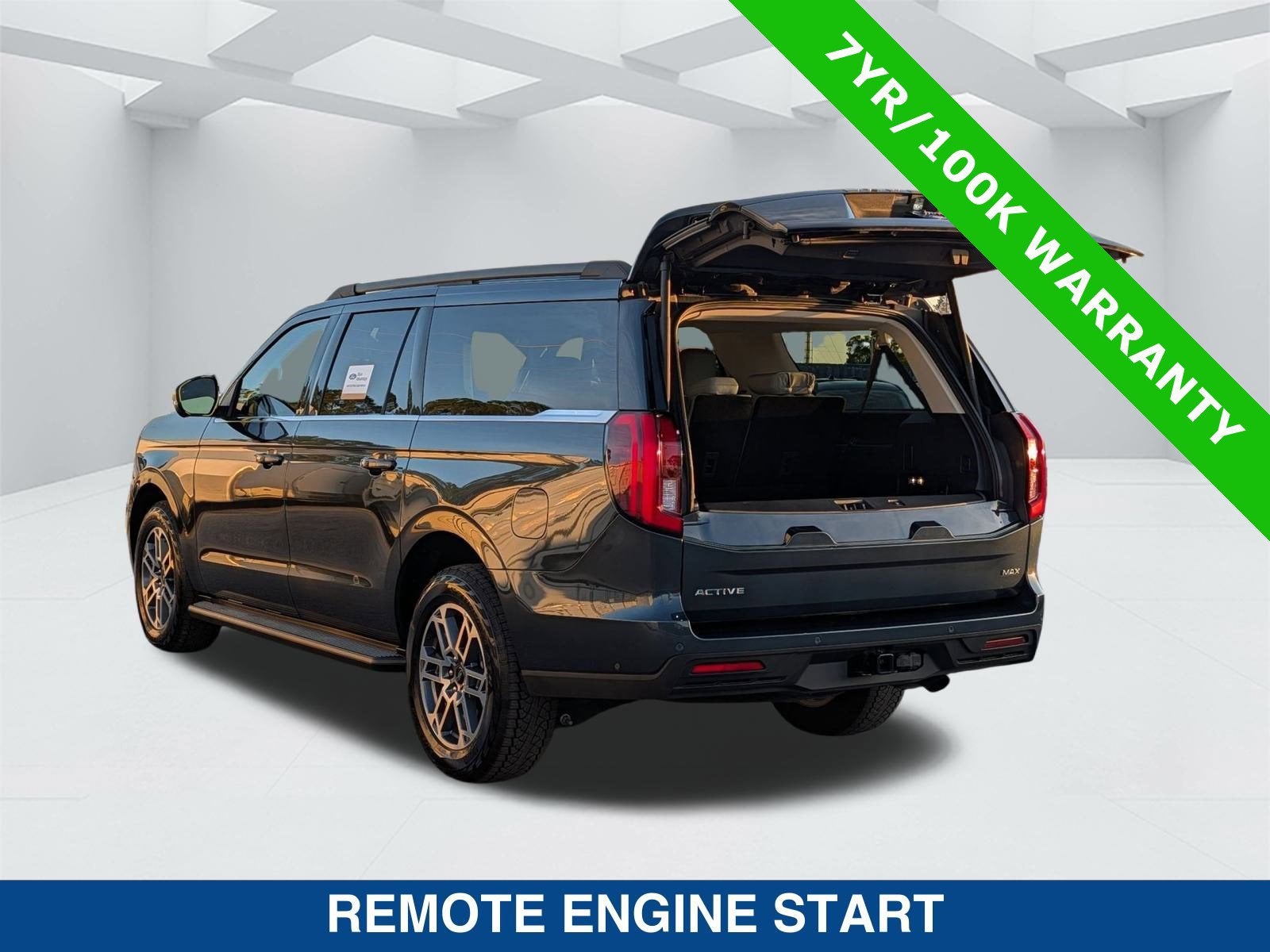 2025 Ford Expedition MAX Active