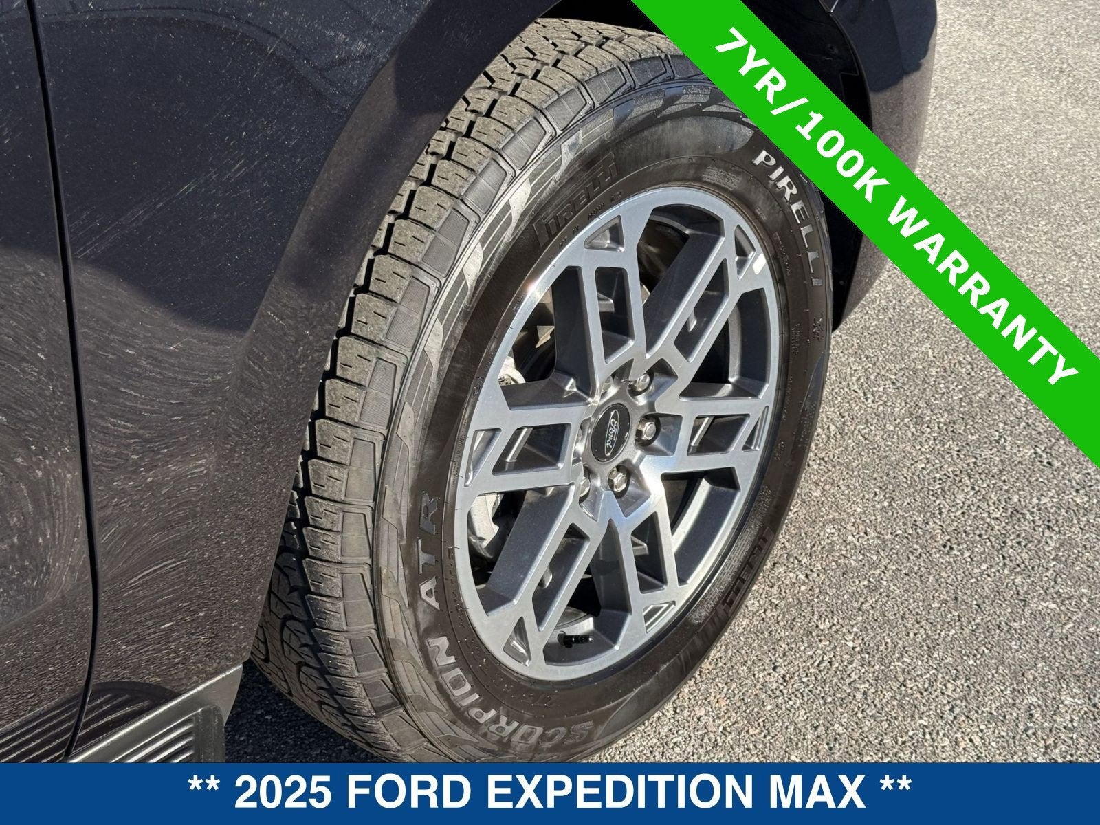 2025 Ford Expedition MAX Active